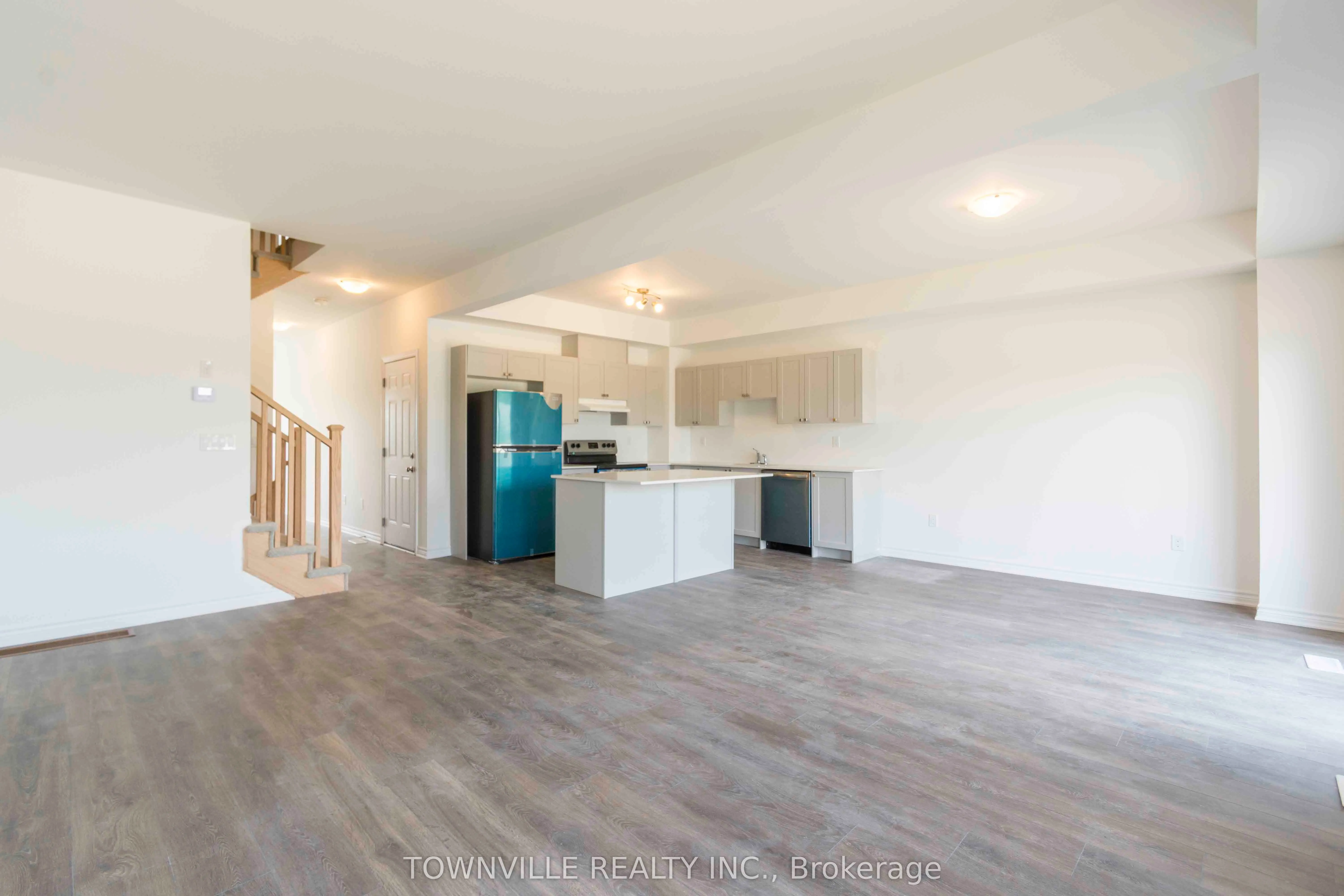 19 Glacier Crescent