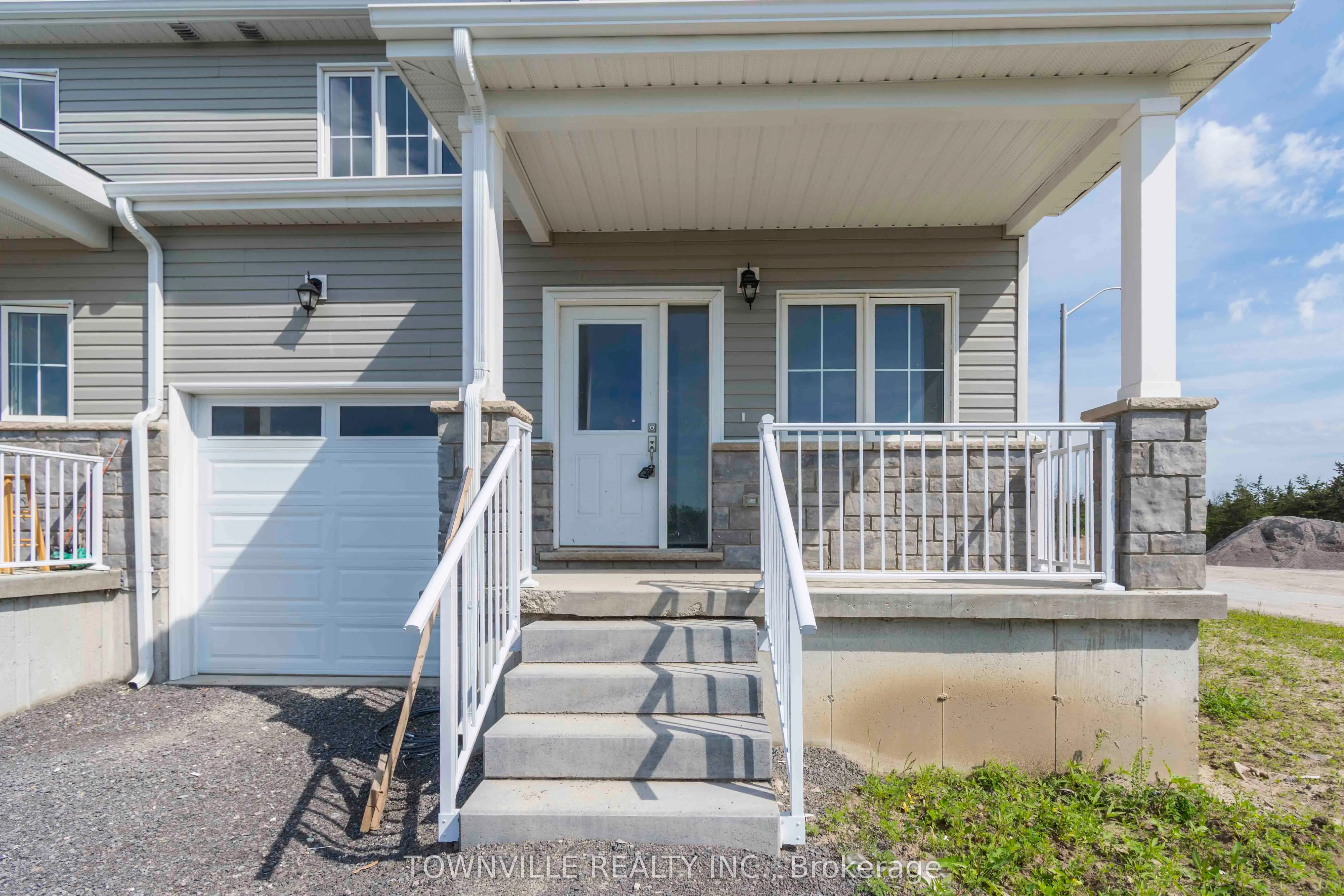 19 Glacier Crescent