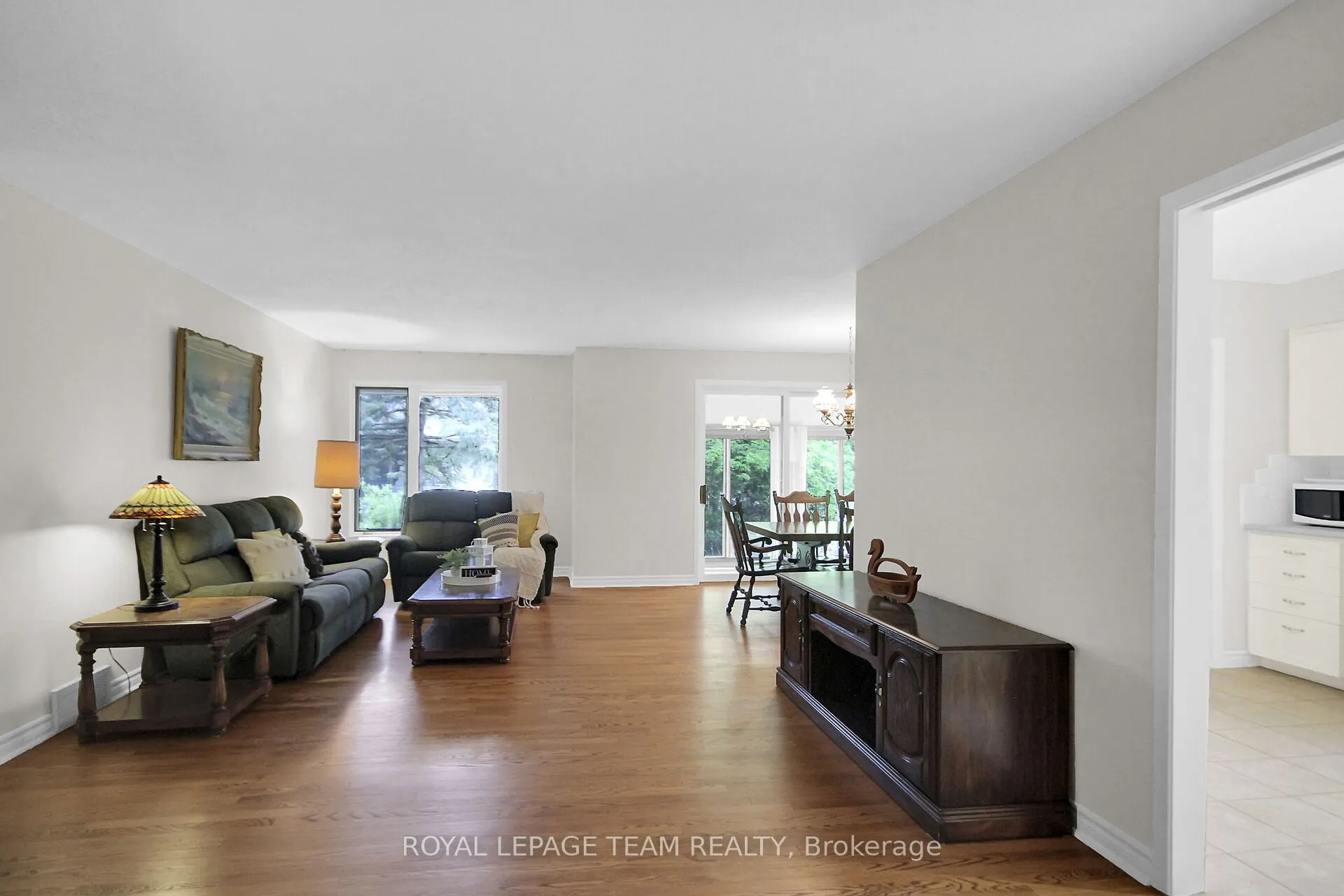 6 Meadowmist Court, #12