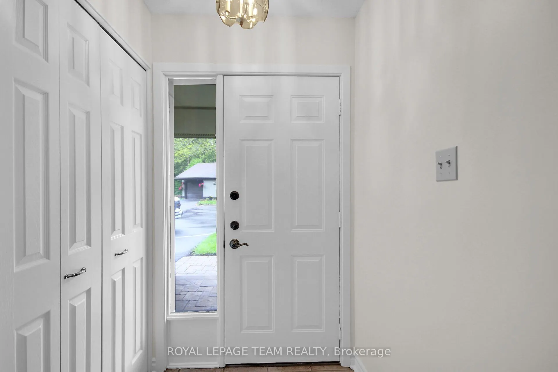 6 Meadowmist Court, #12
