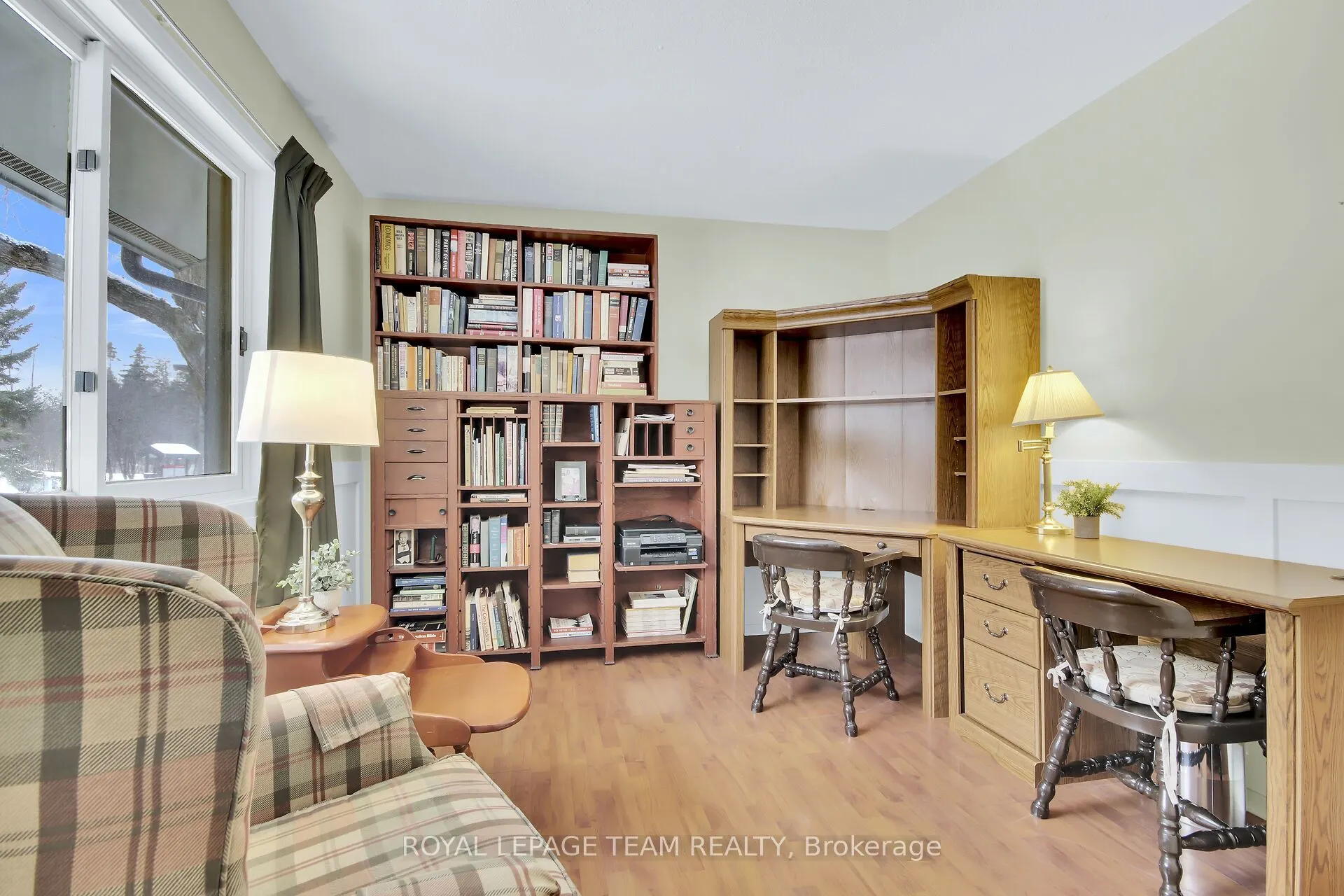 6 Meadowmist Court, #12