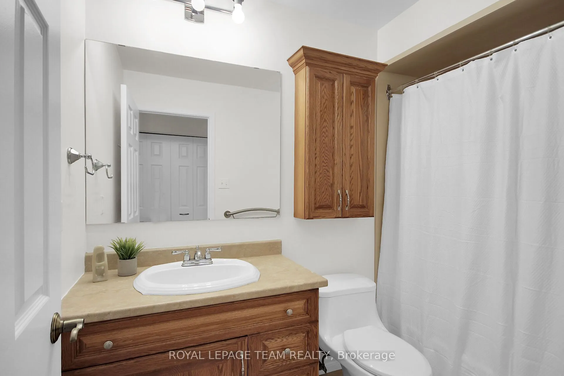 6 Meadowmist Court, #12