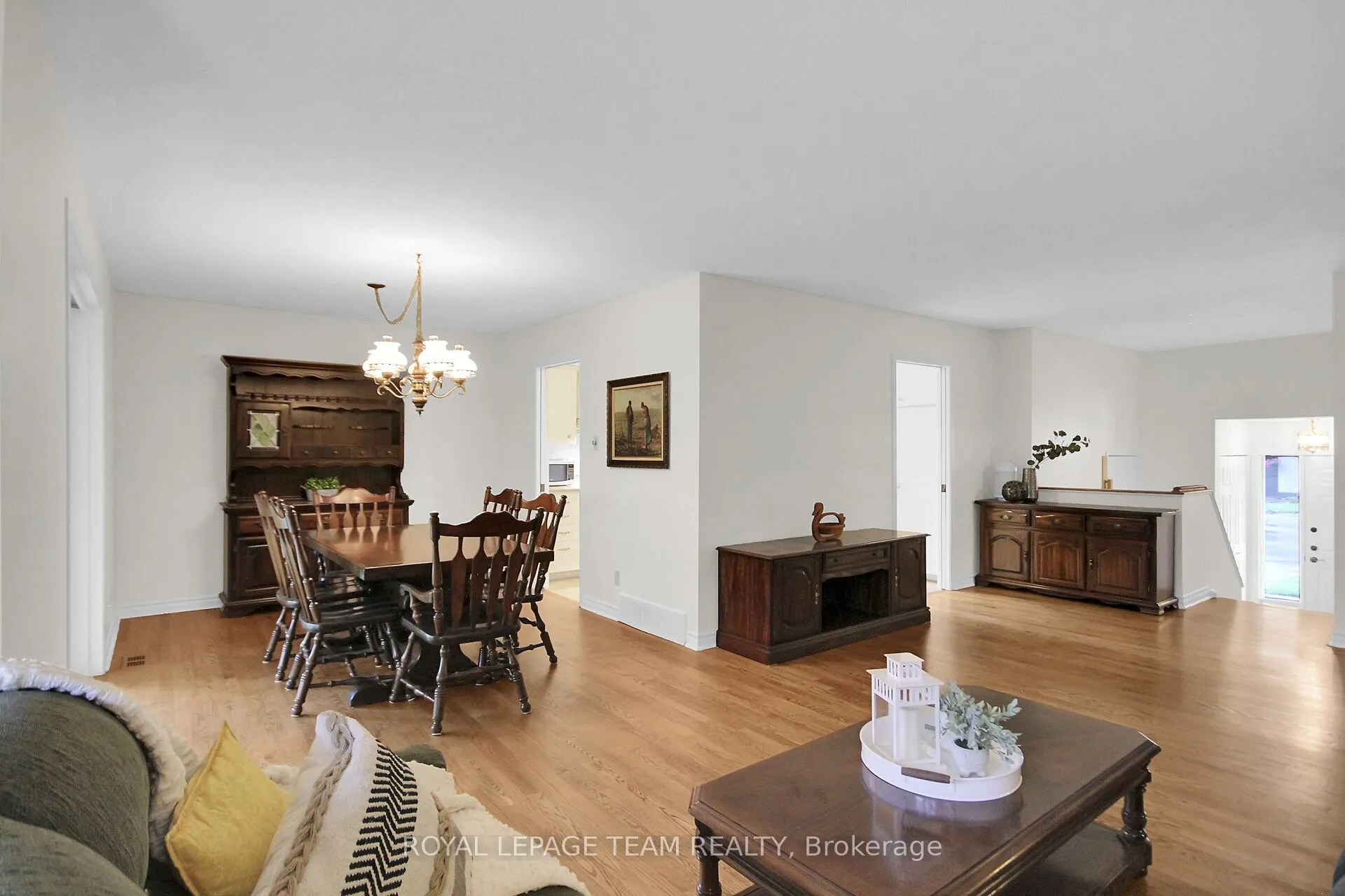 6 Meadowmist Court, #12