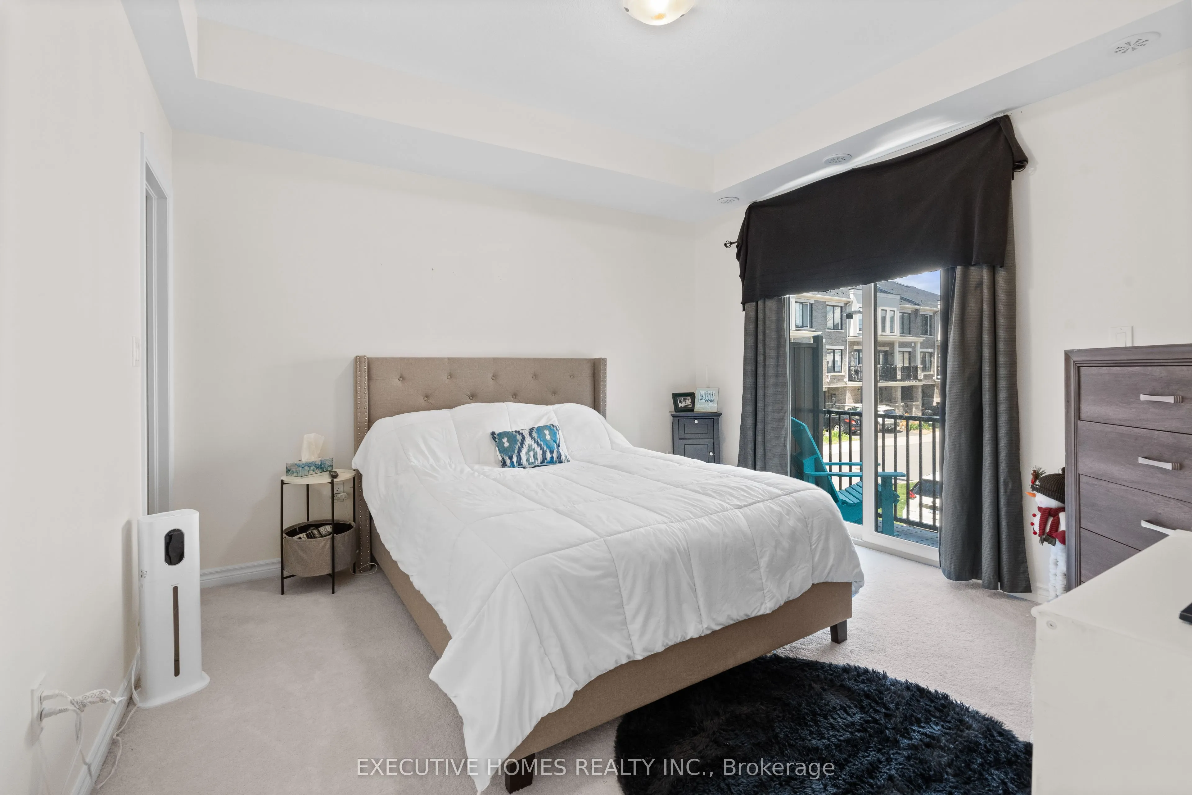383 Dundas Street E, #74