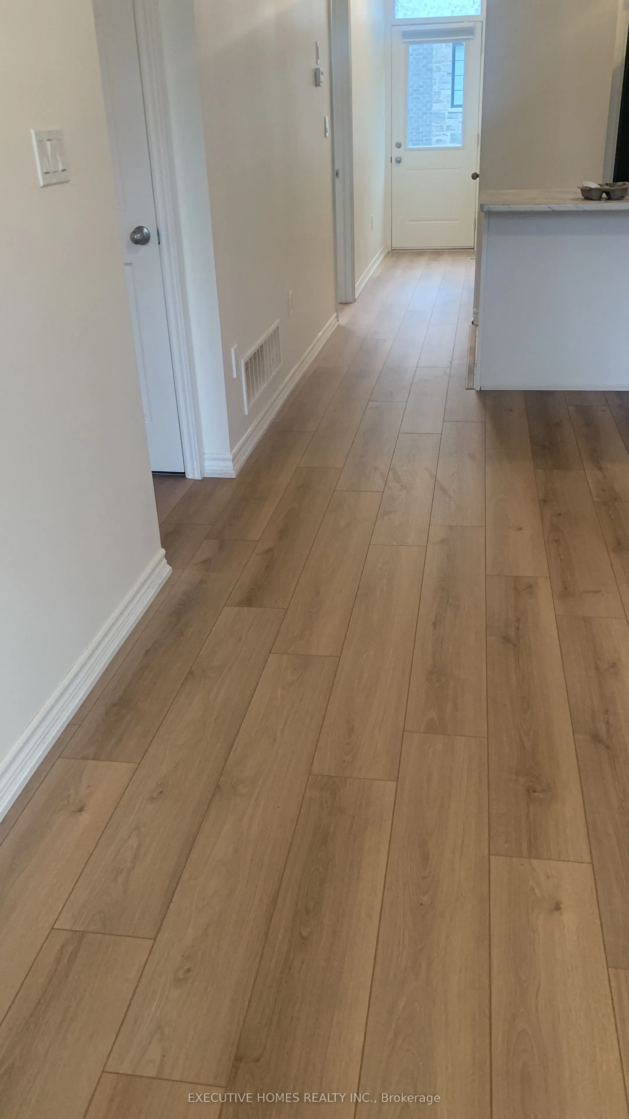 383 Dundas Street E, #74