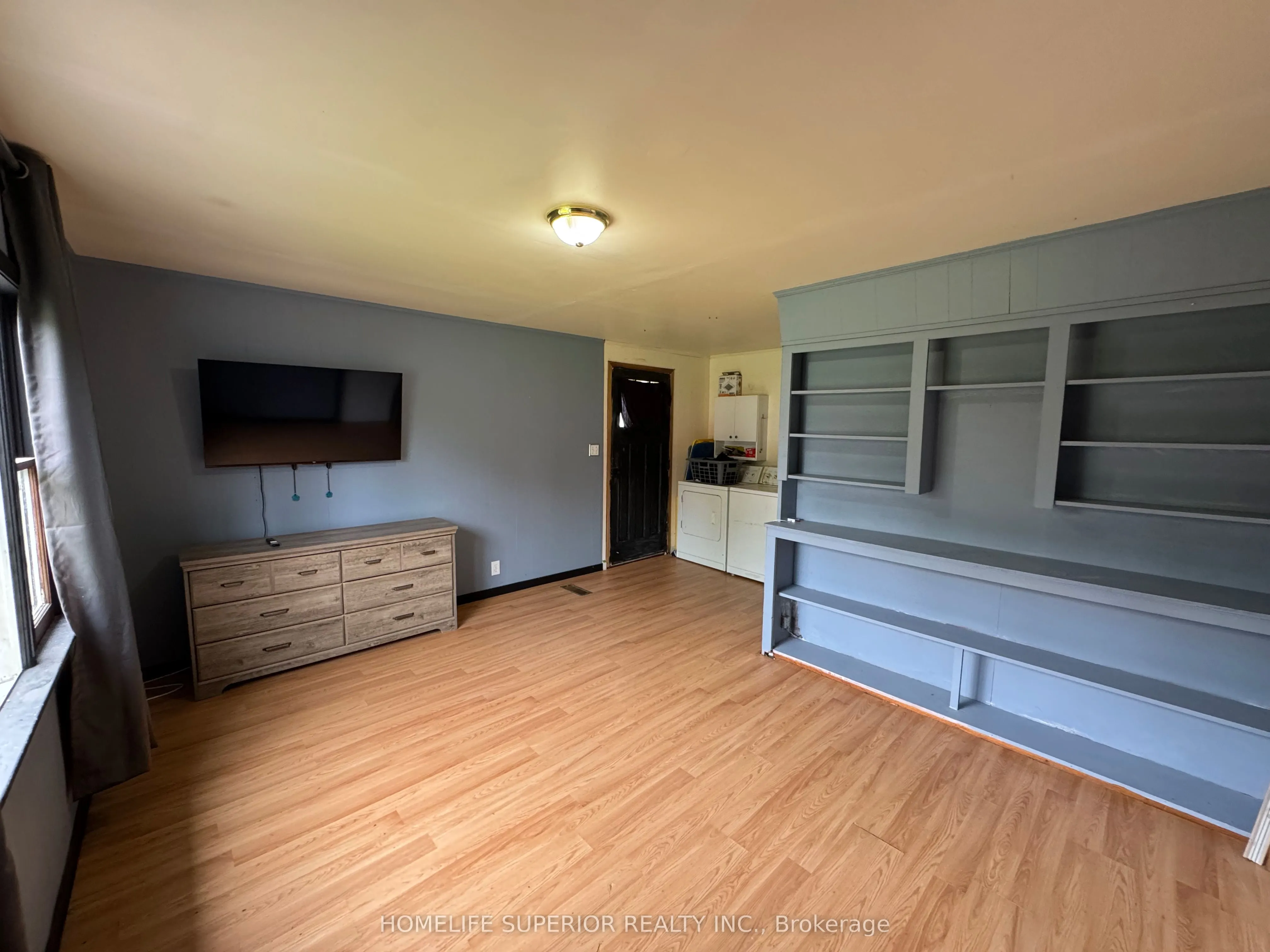 114 Hastings Avenue