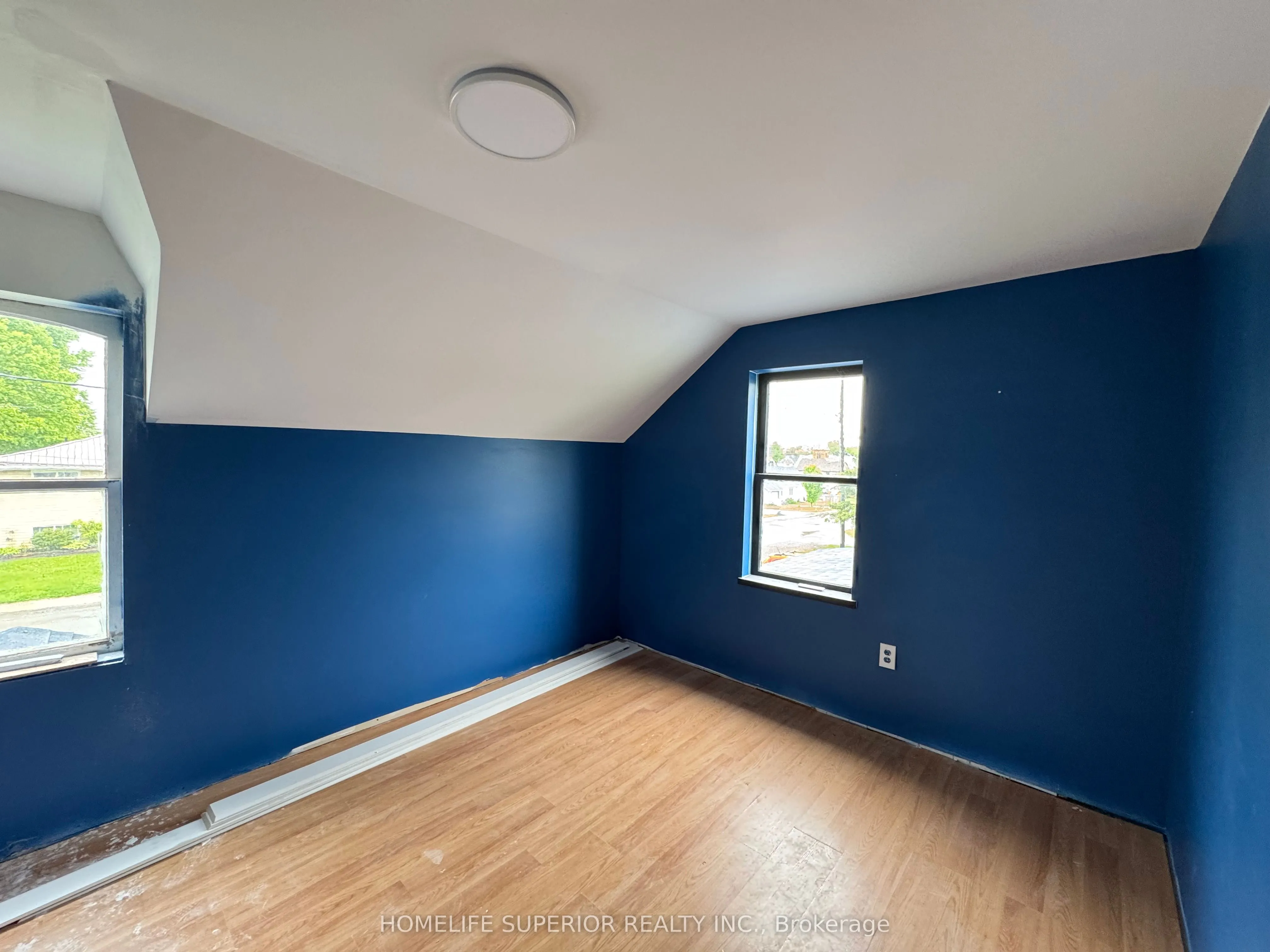 114 Hastings Avenue