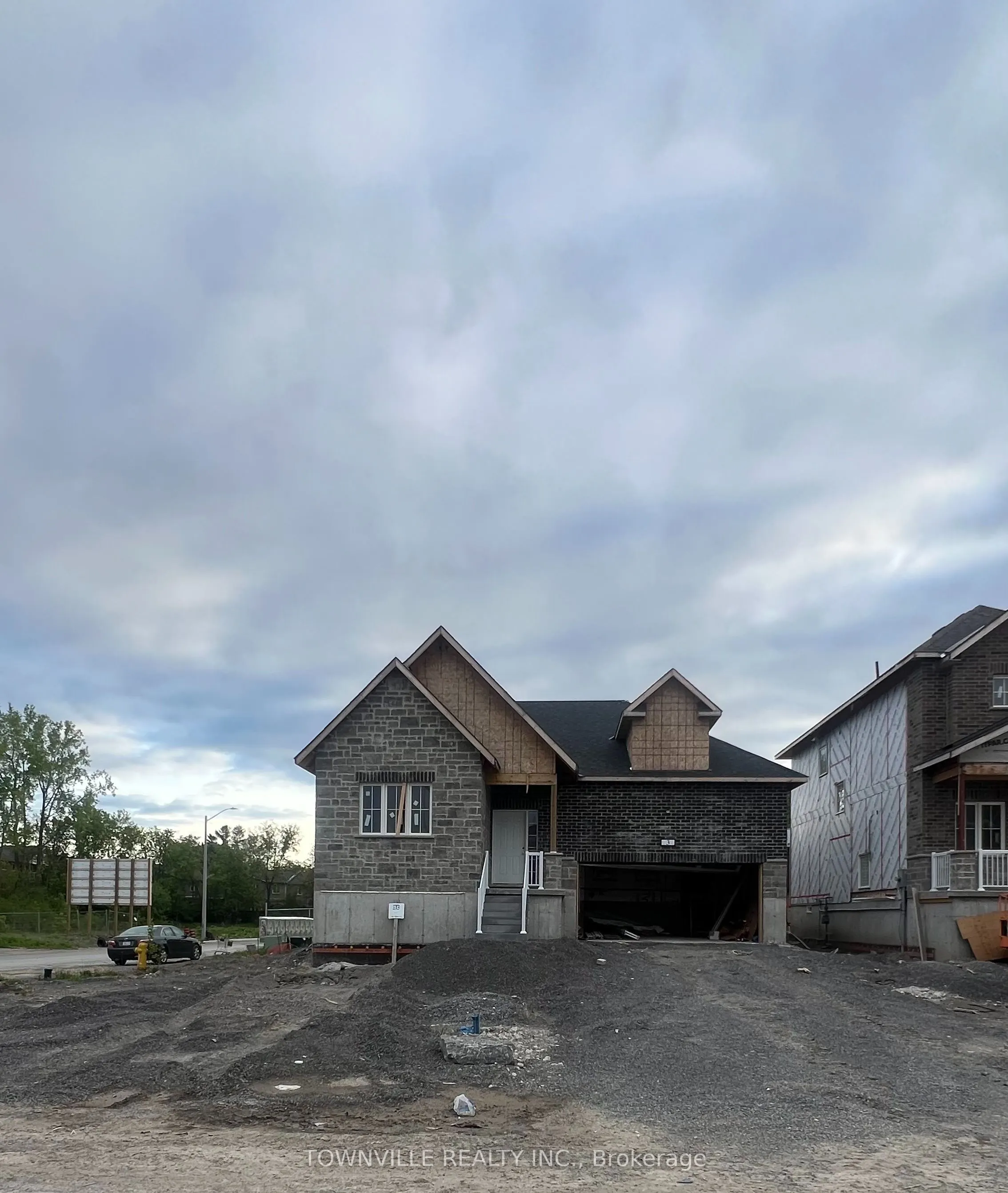 3 Bradden Crescent