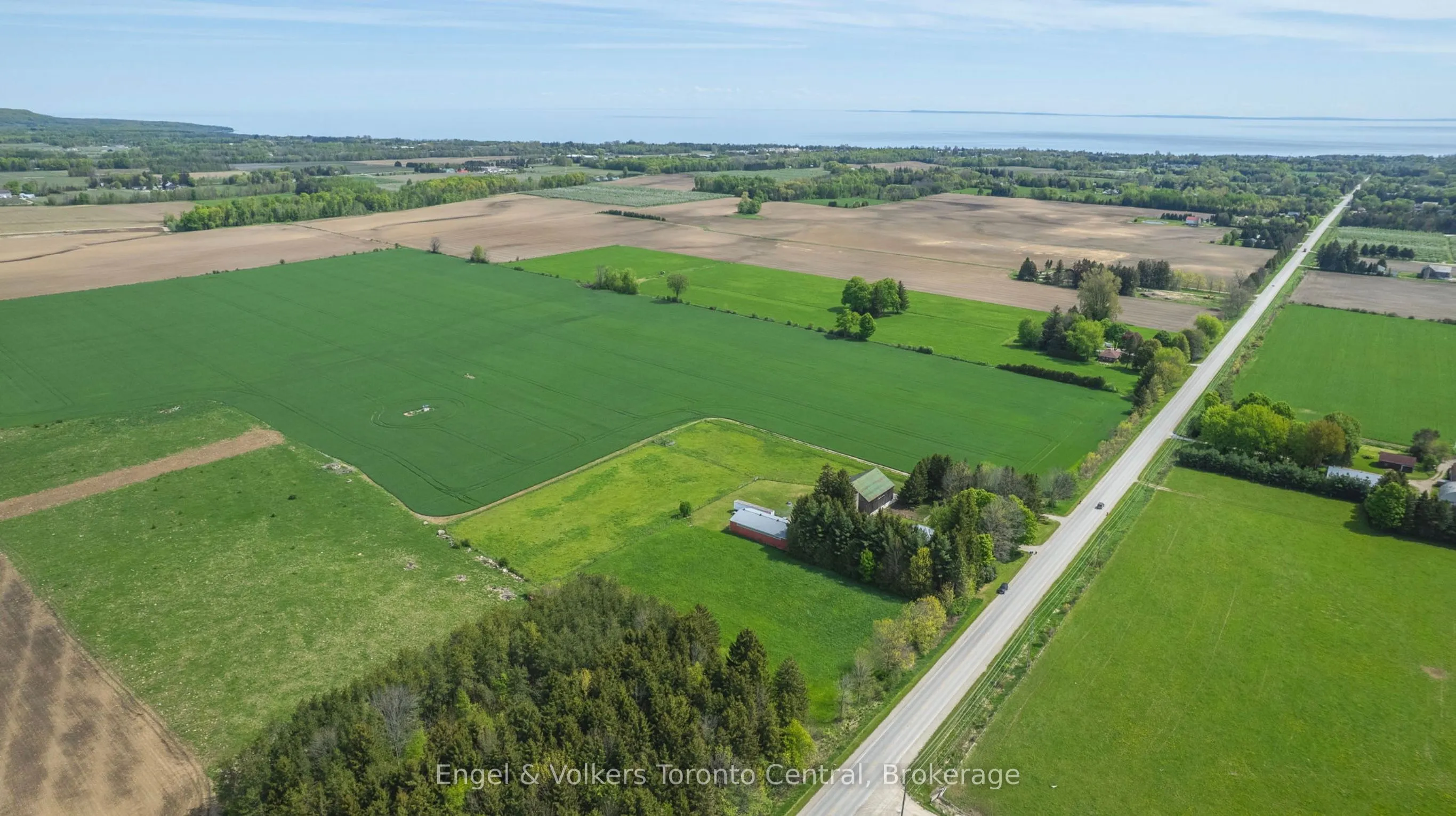 145693 Grey Rd 12 Road