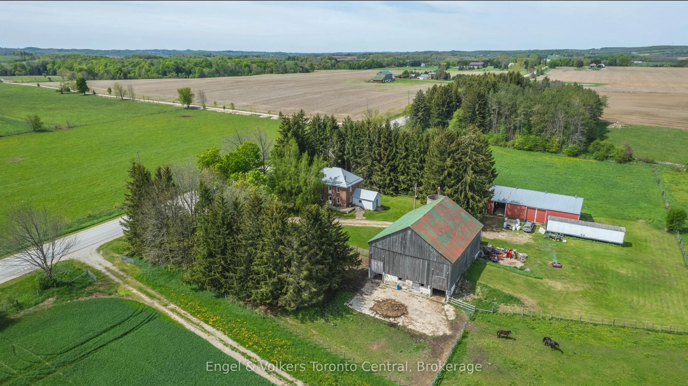 145693 Grey Rd 12 Road