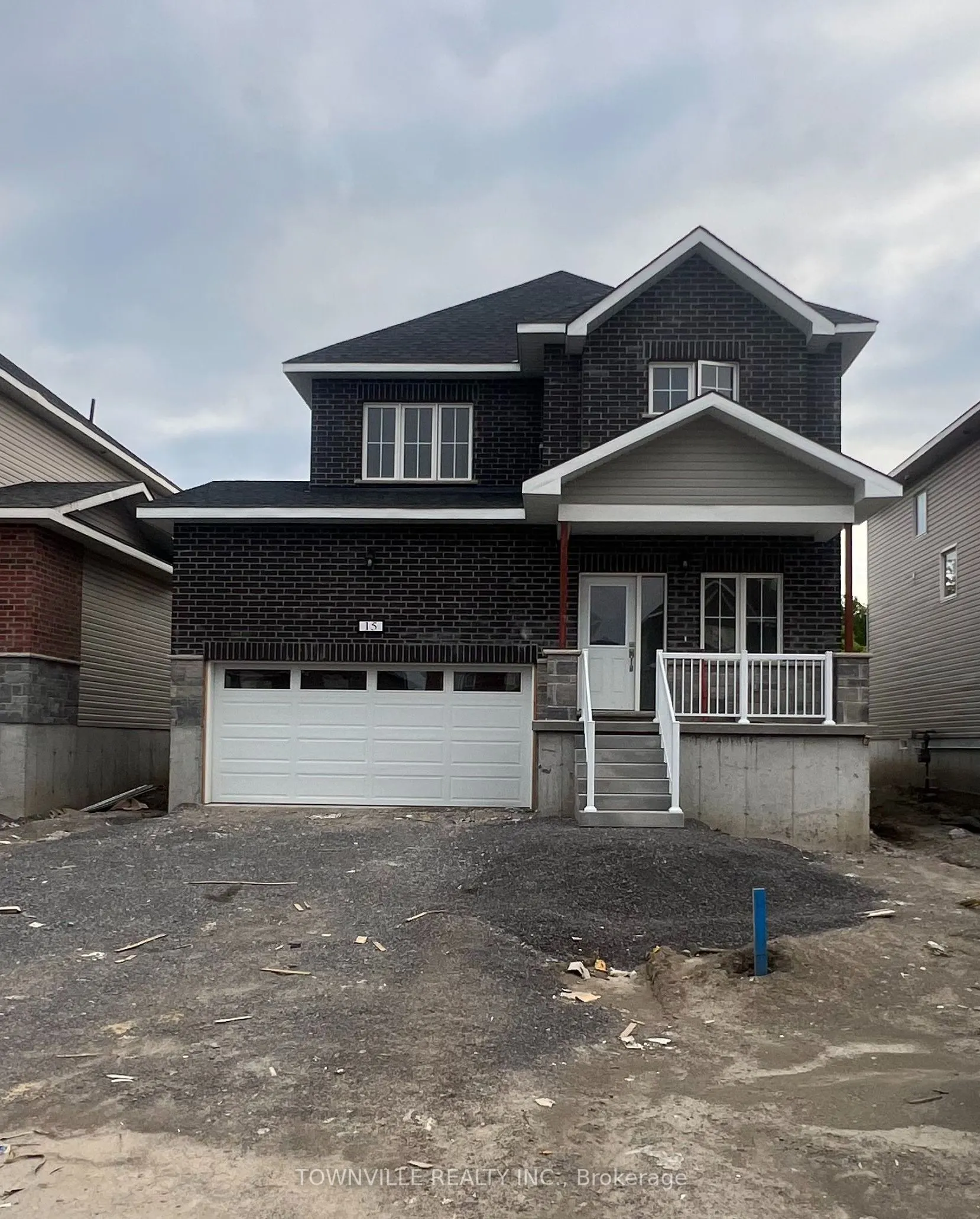 15 Bradden Crescent