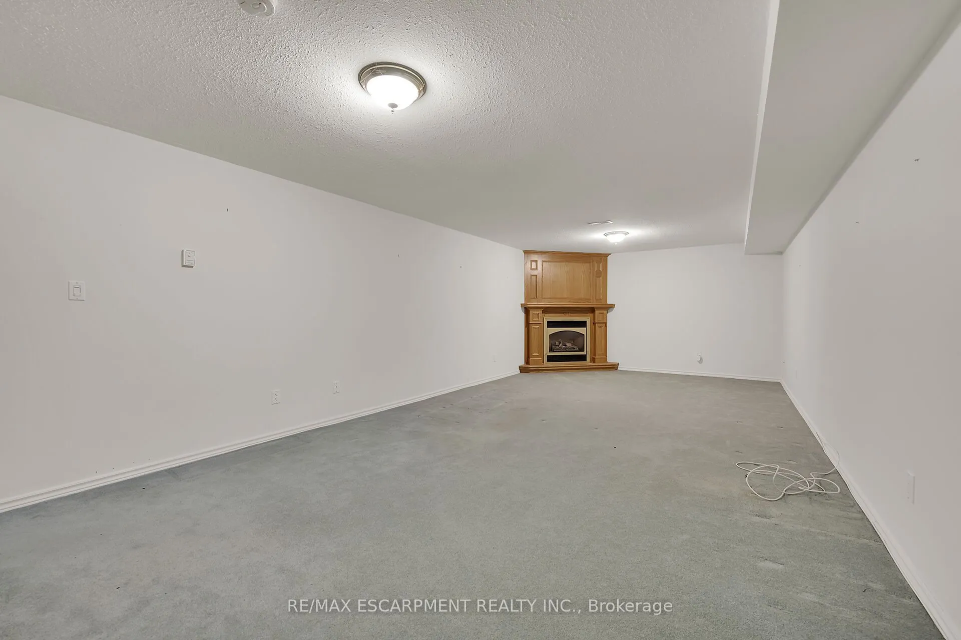 175 Victoria Street, #34