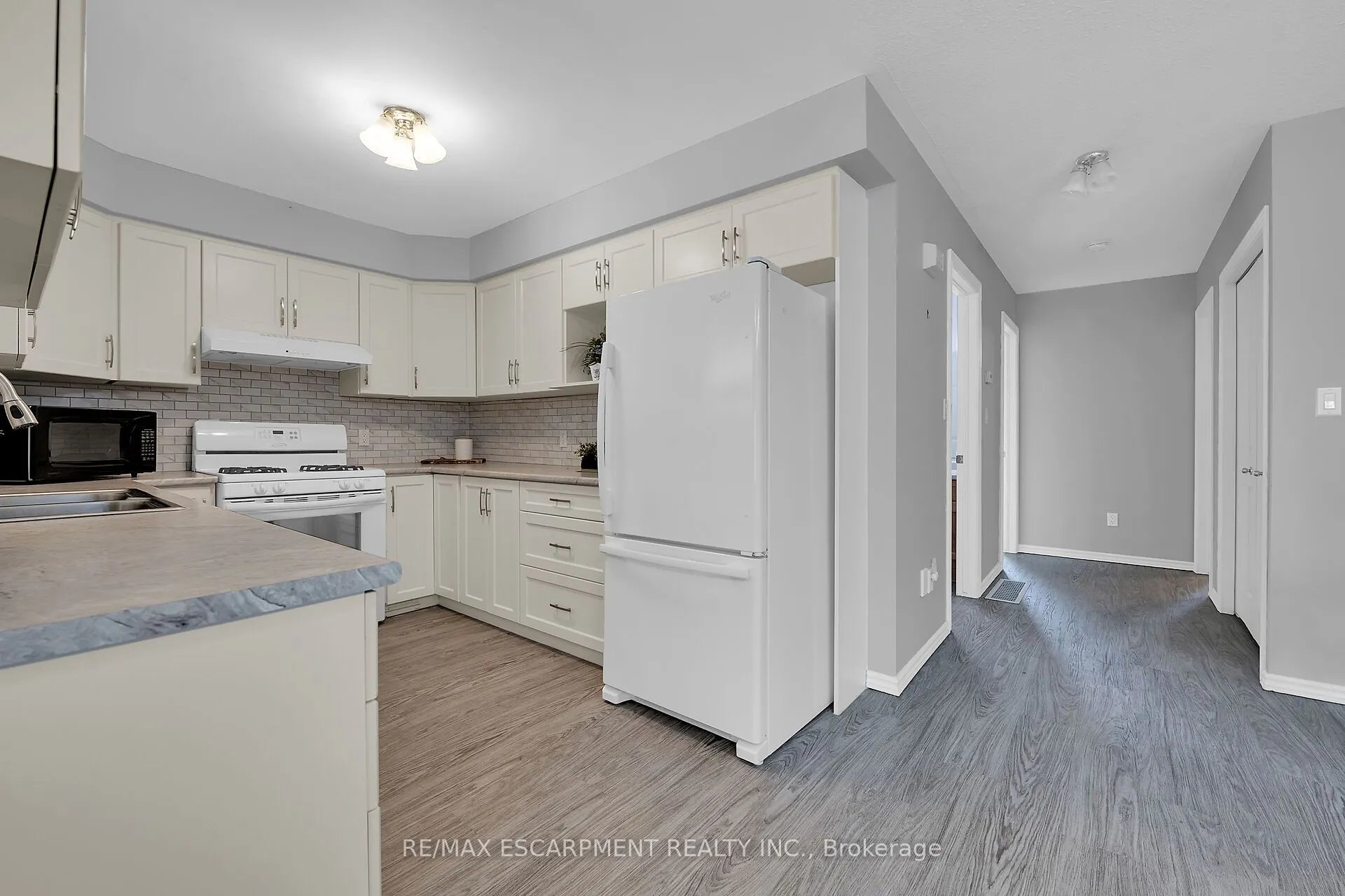 175 Victoria Street, #34