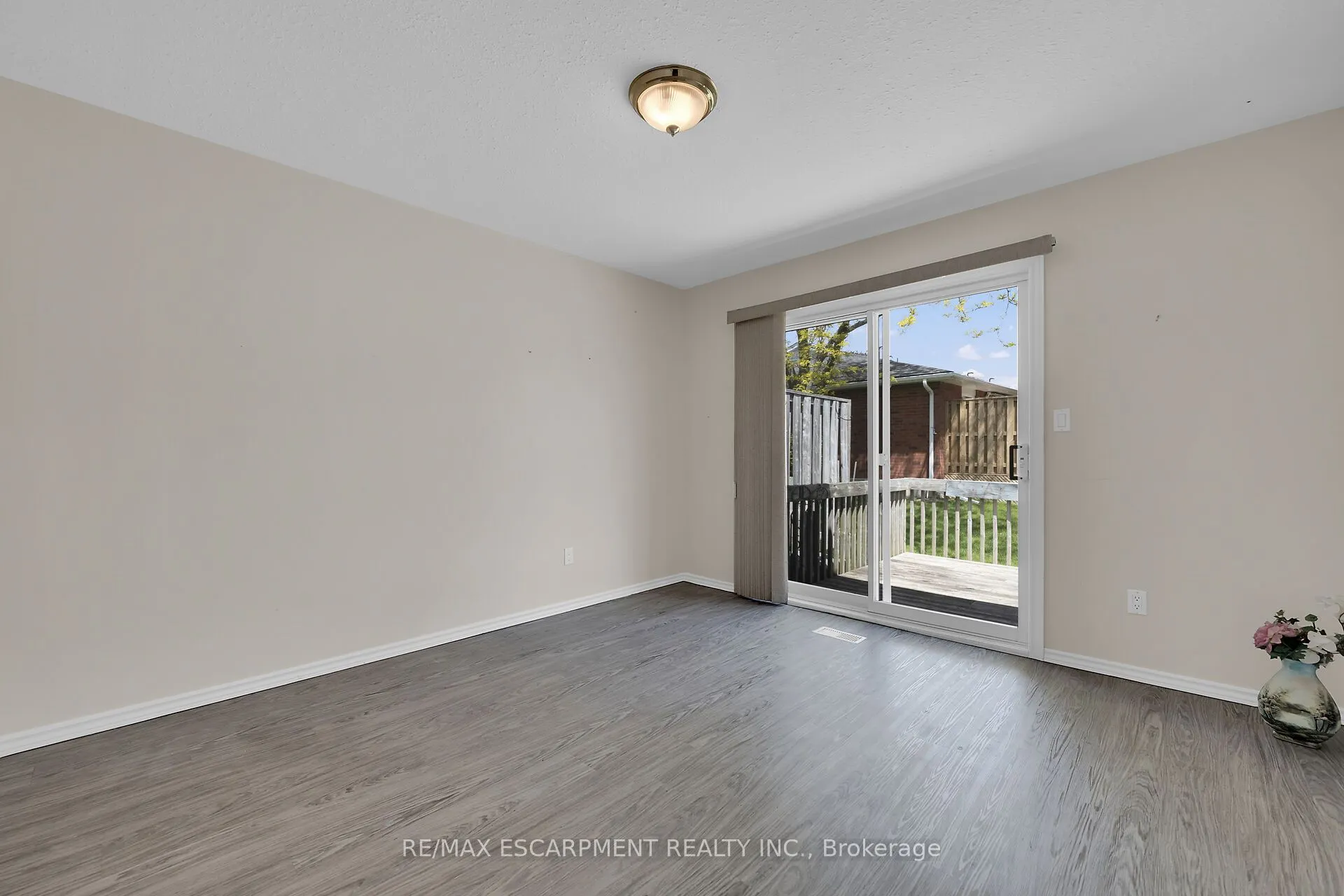175 Victoria Street, #34