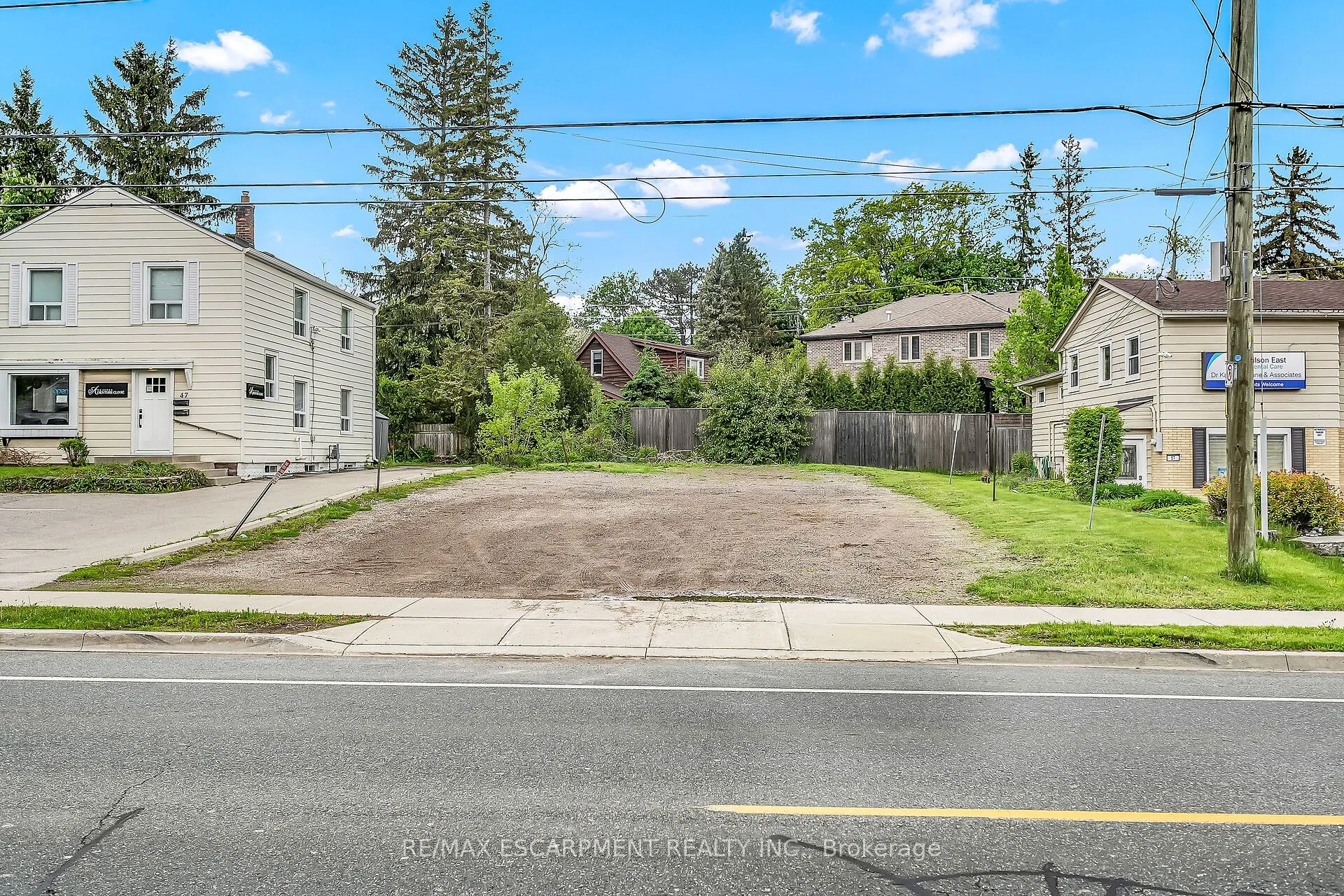 51 Wilson Street E
