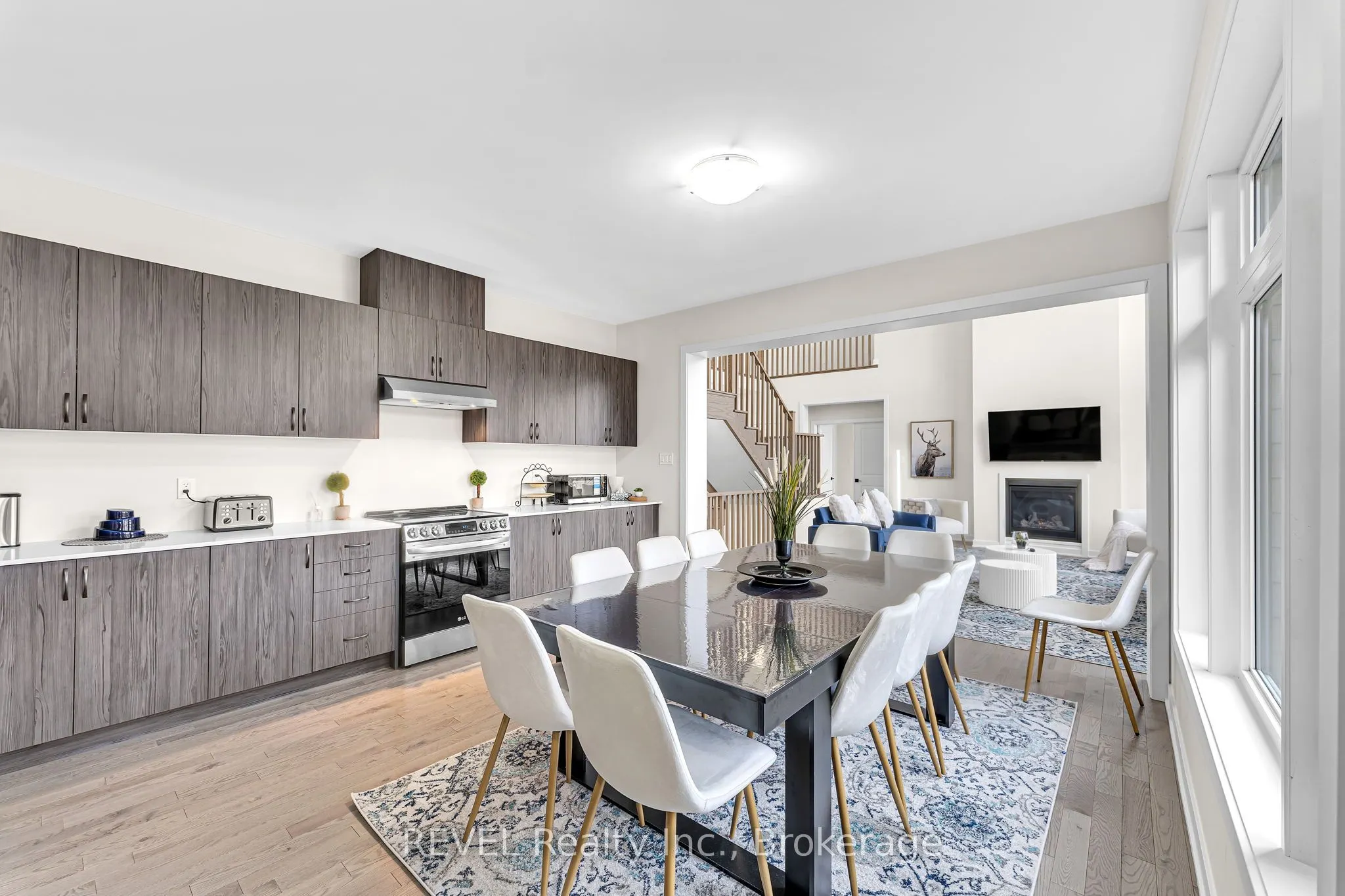 1008 Napier Court