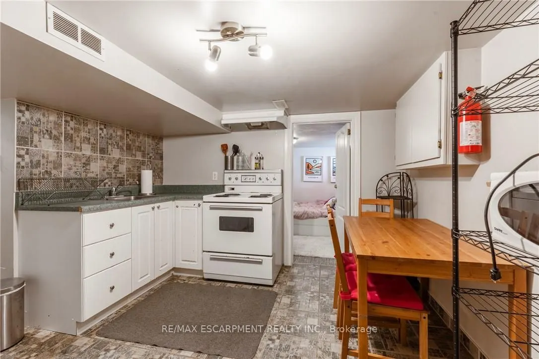 44 Dalewood Crescent