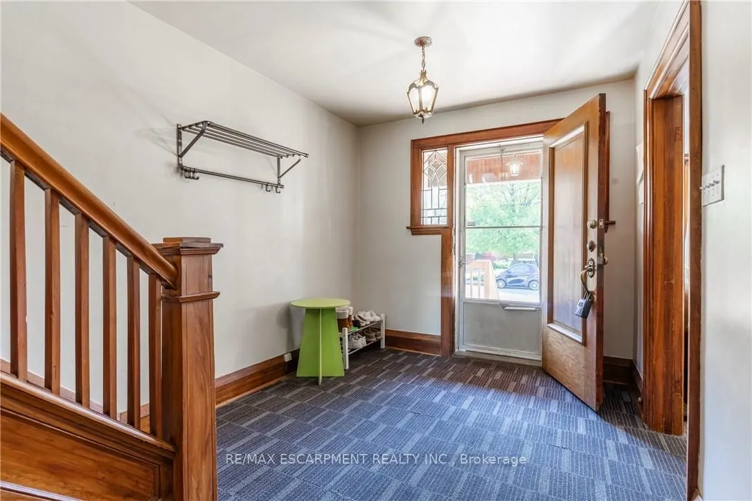 44 Dalewood Crescent