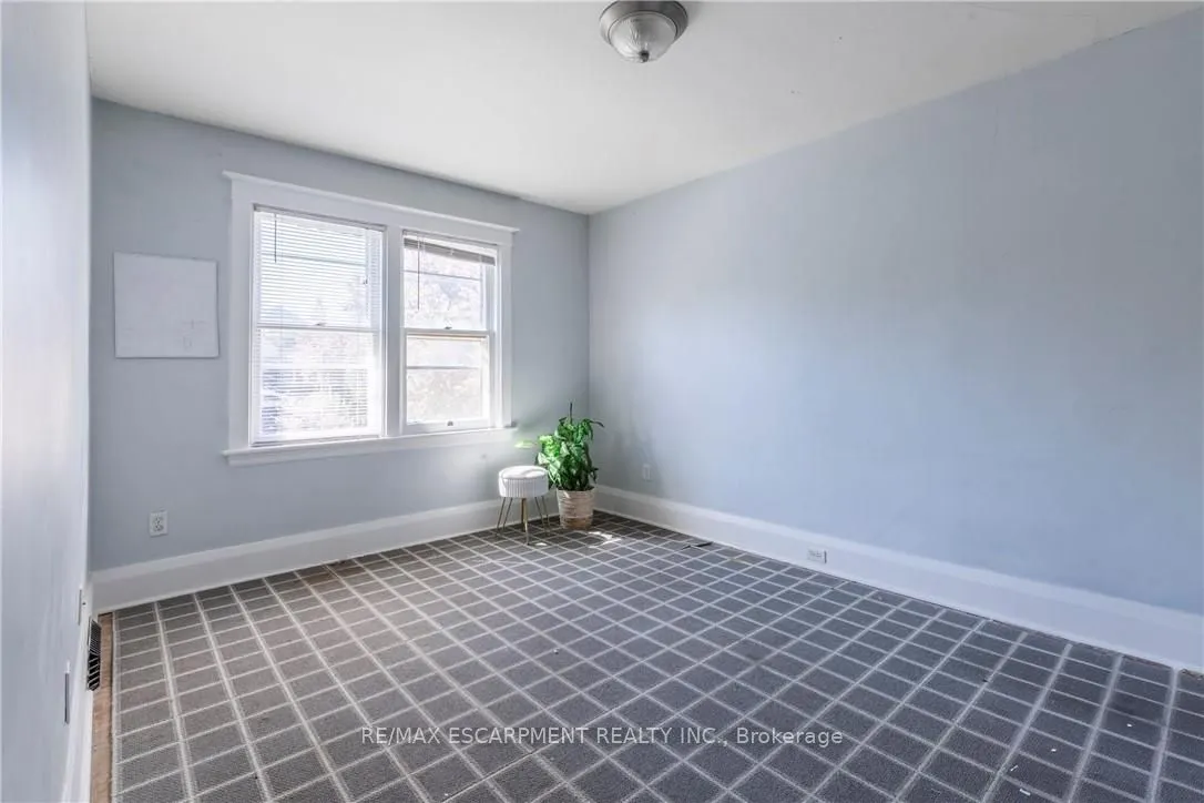 44 Dalewood Crescent