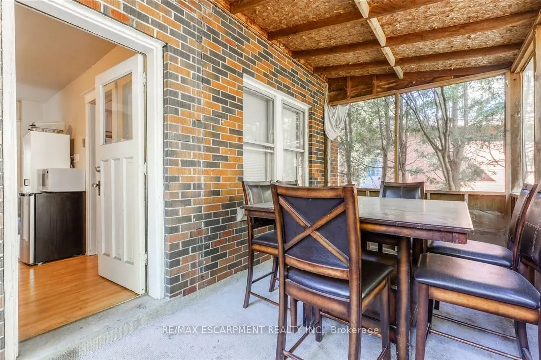 44 Dalewood Crescent