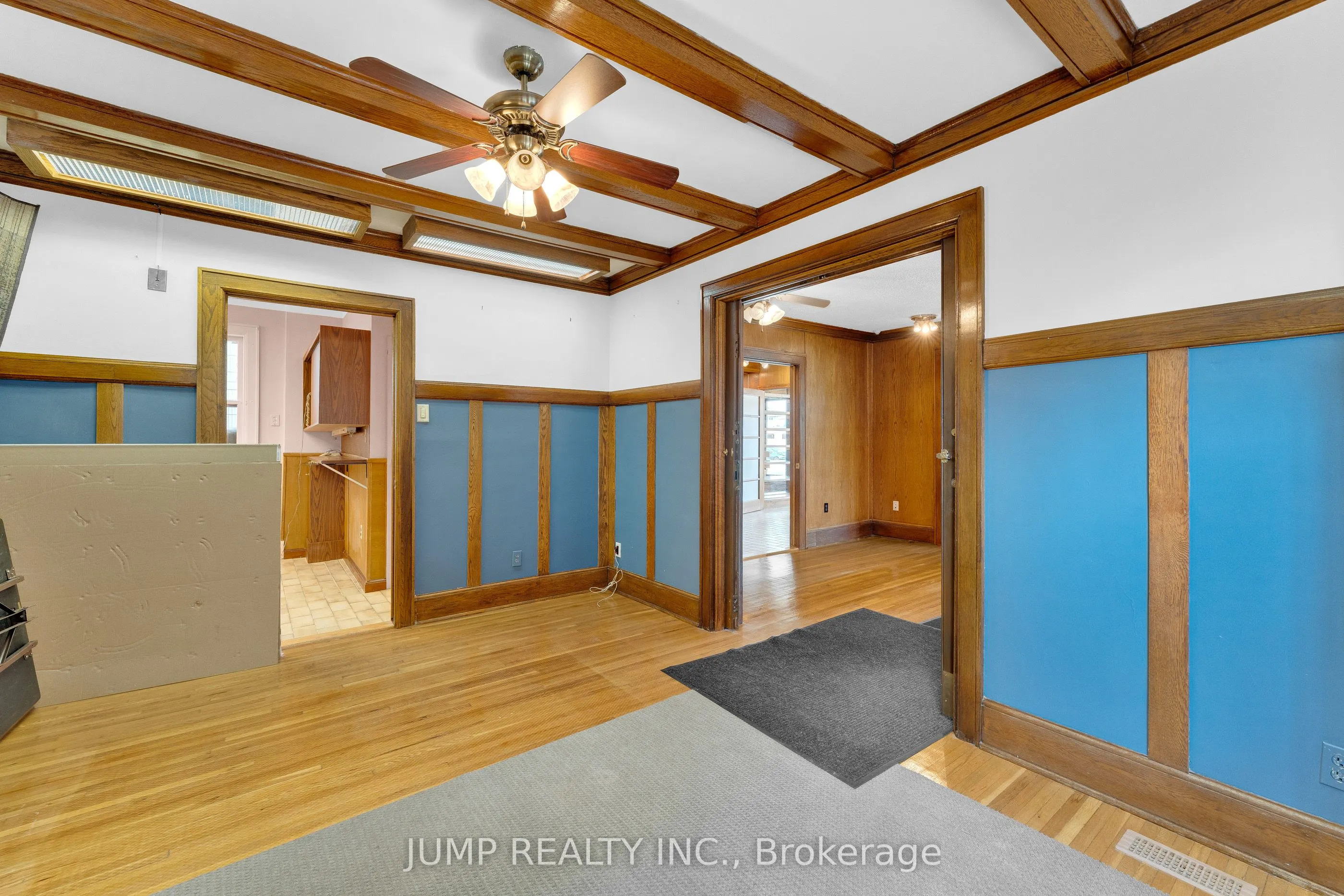 1451 Ouellette Avenue W
