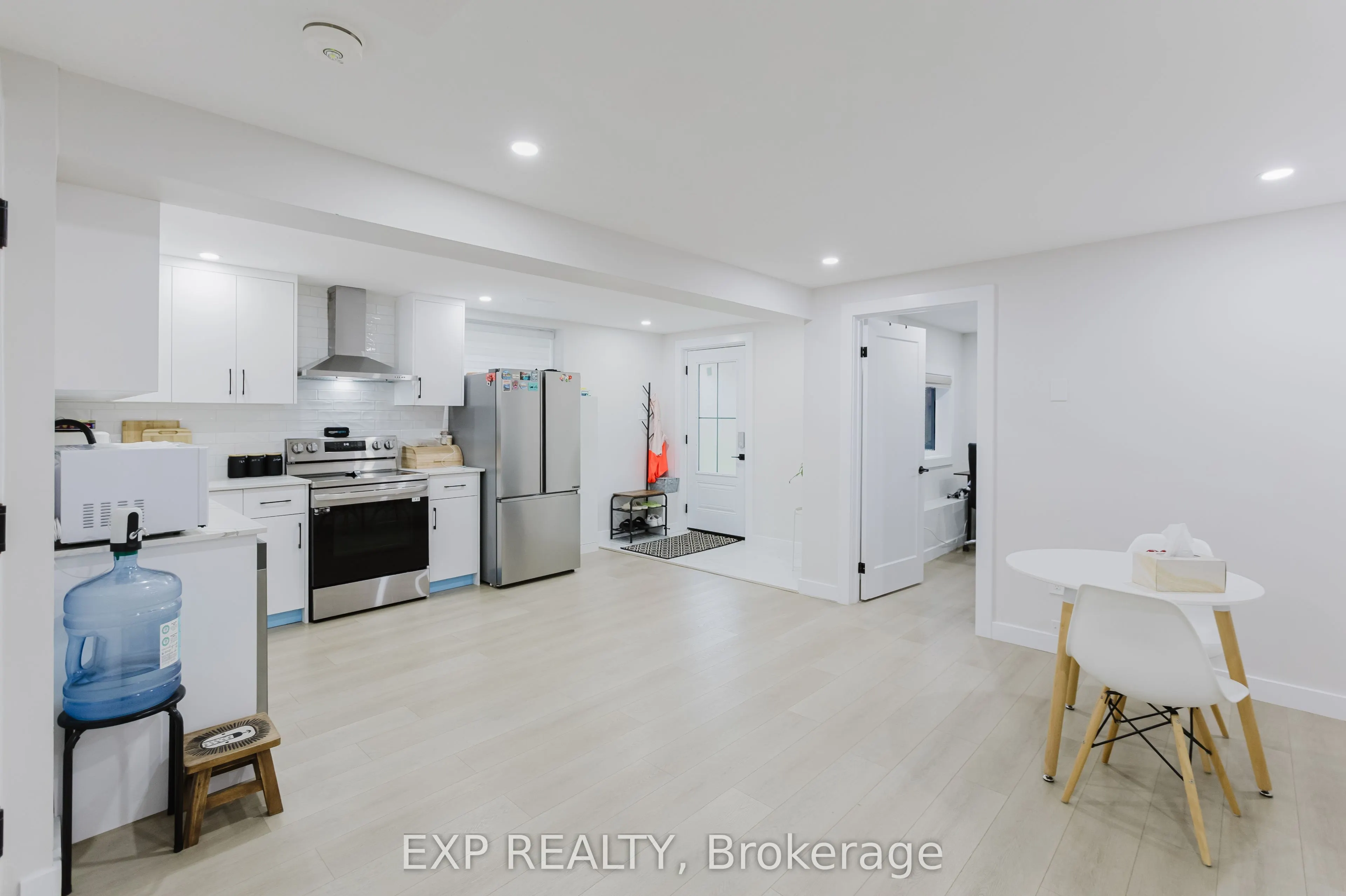 4556 Kelly Farm Drive