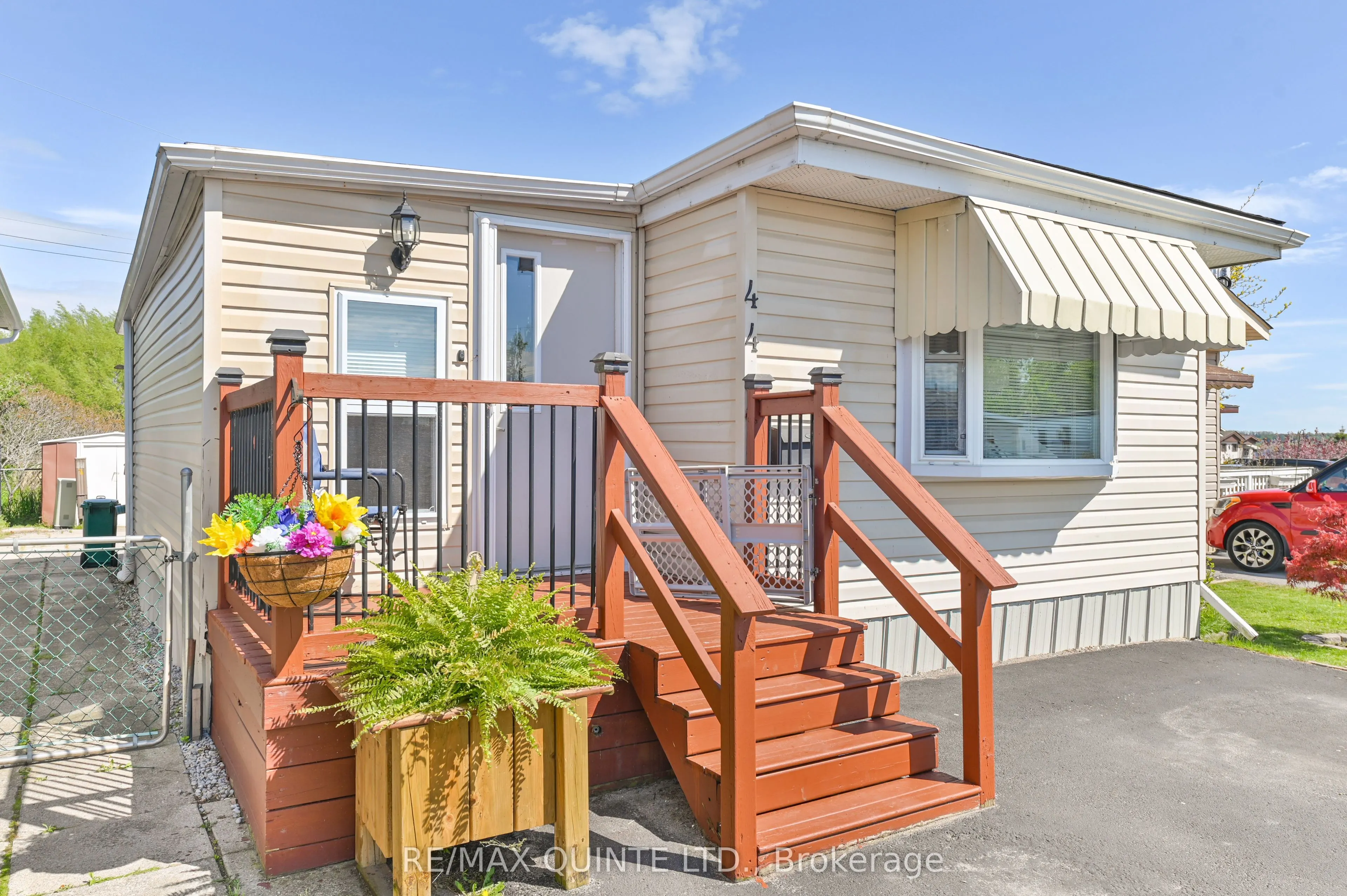 311 Dundas Street #44