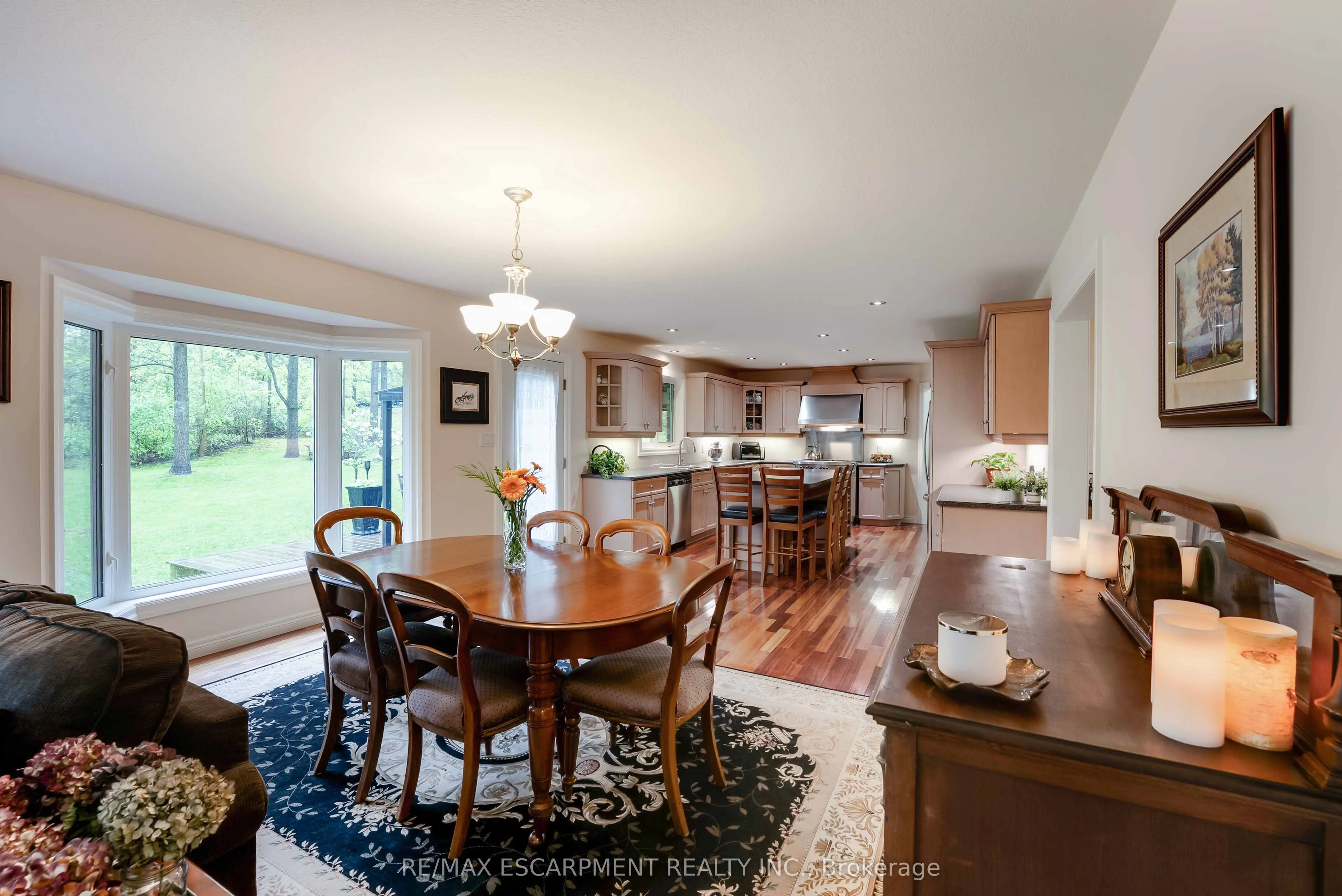 86 Ridge Road E