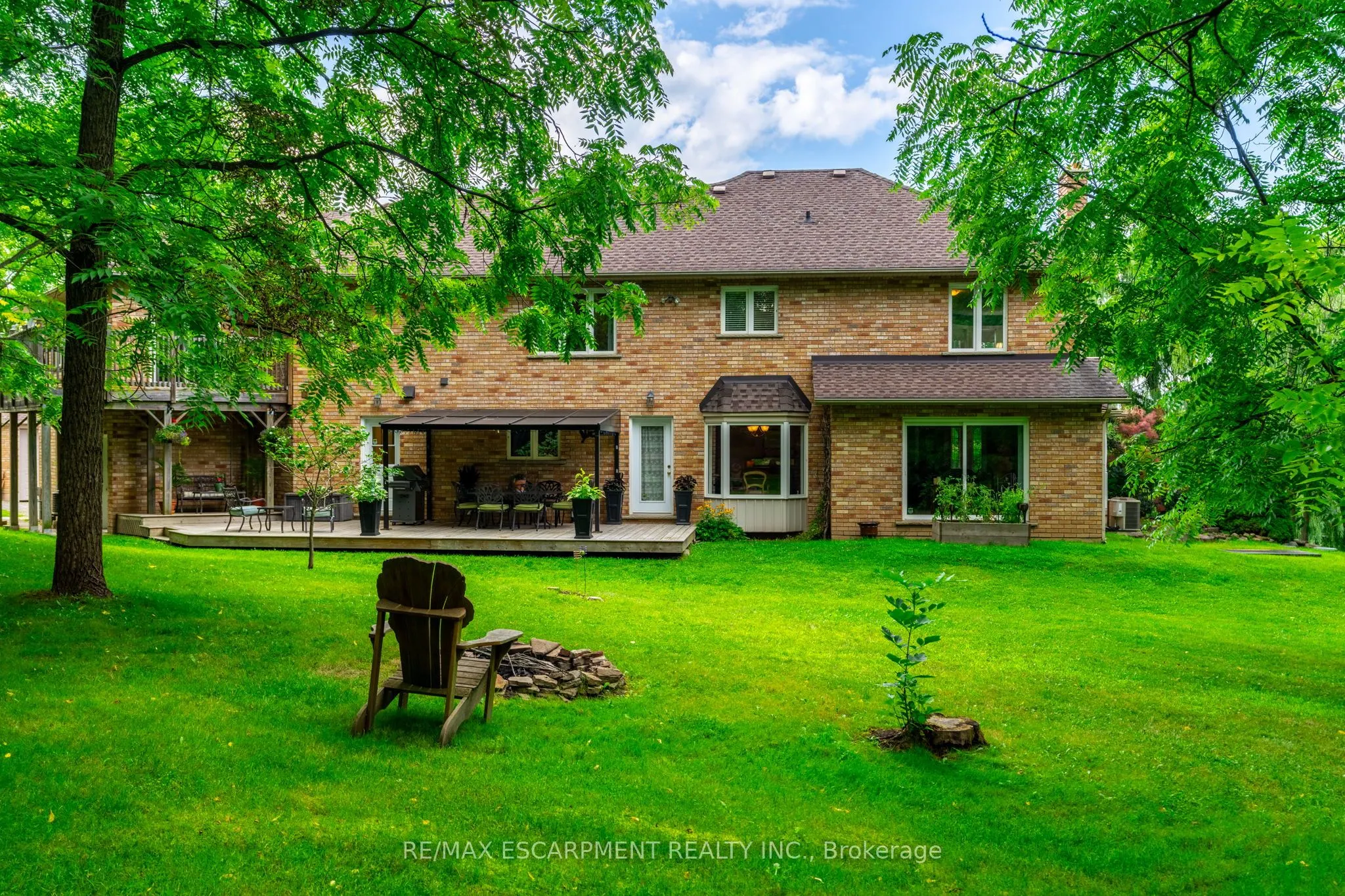 86 Ridge Road E