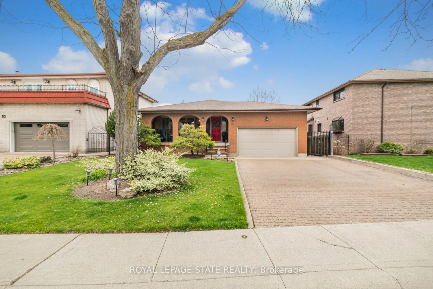 97 Albion Falls Boulevard