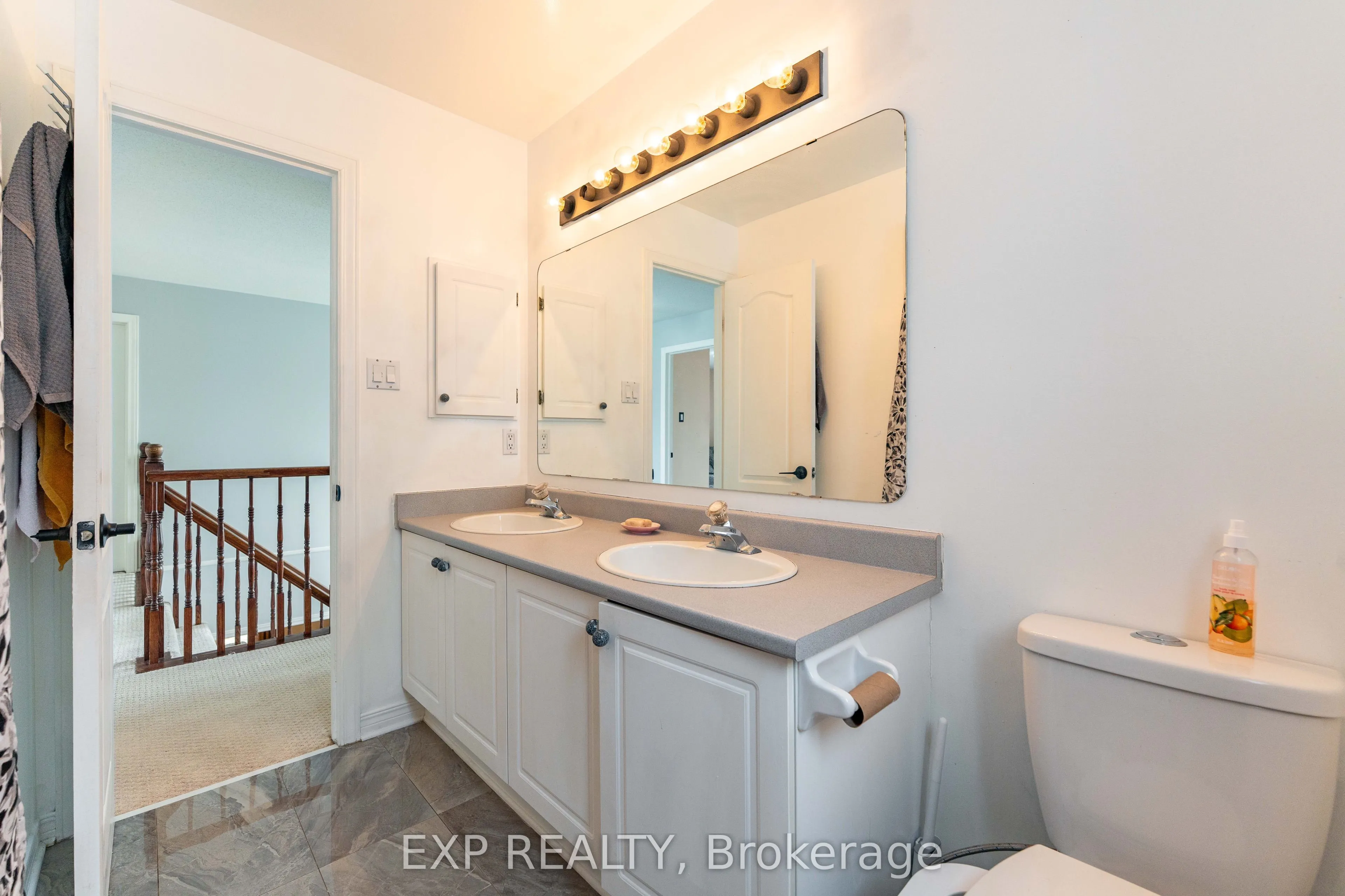 15 mayford Avenue