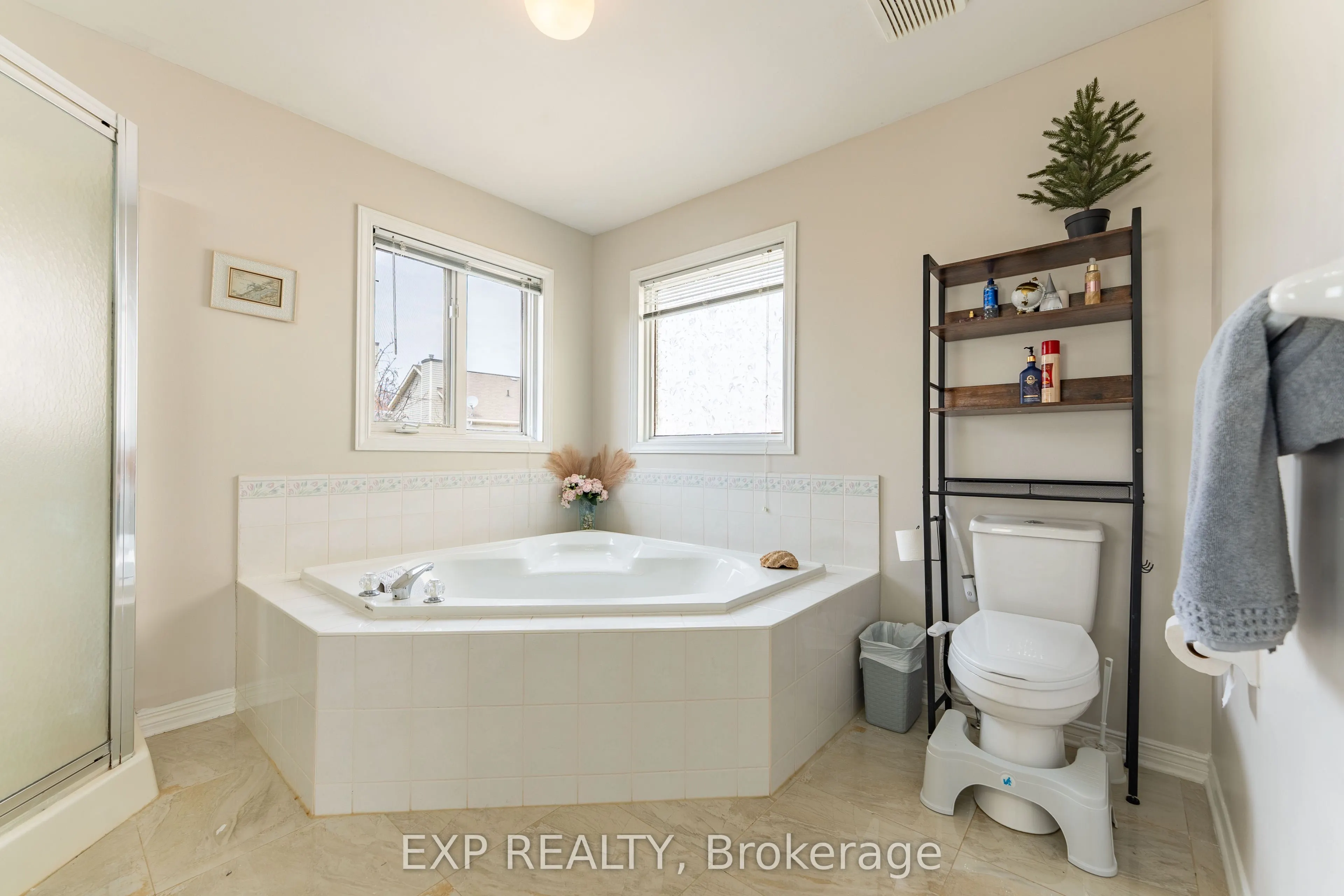 15 mayford Avenue