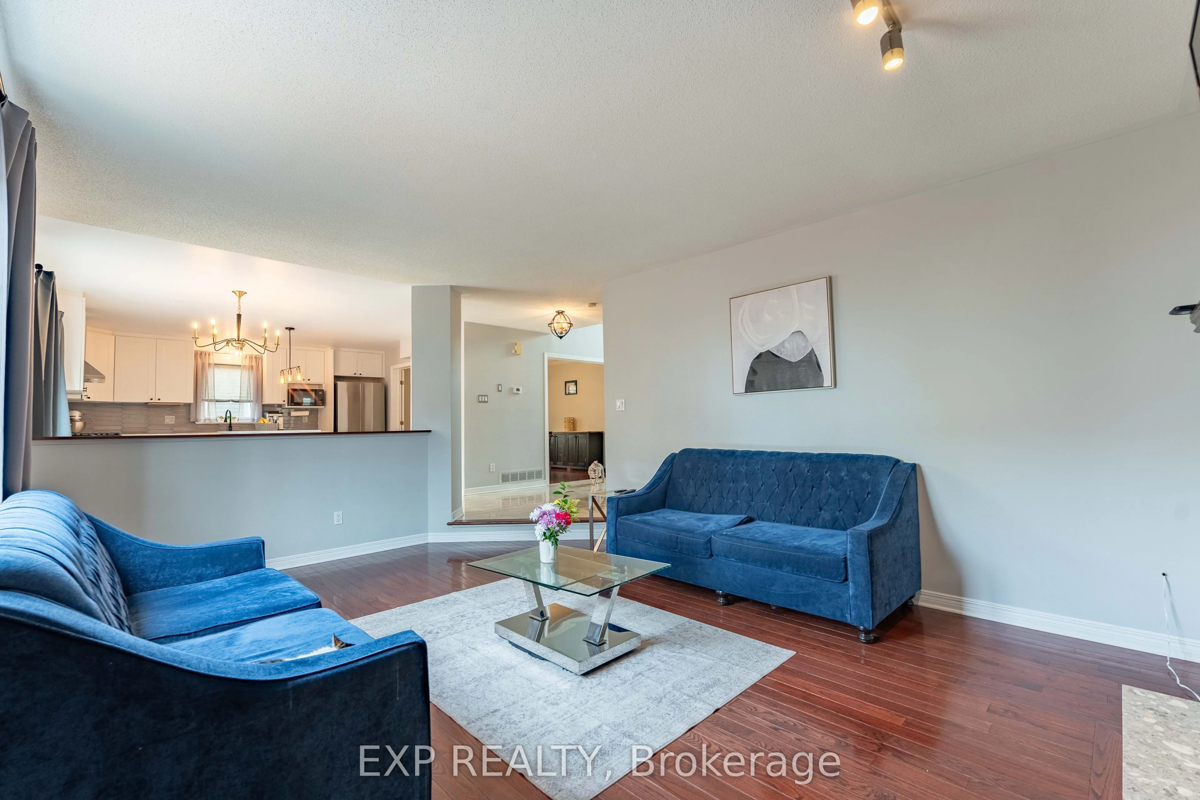 15 mayford Avenue