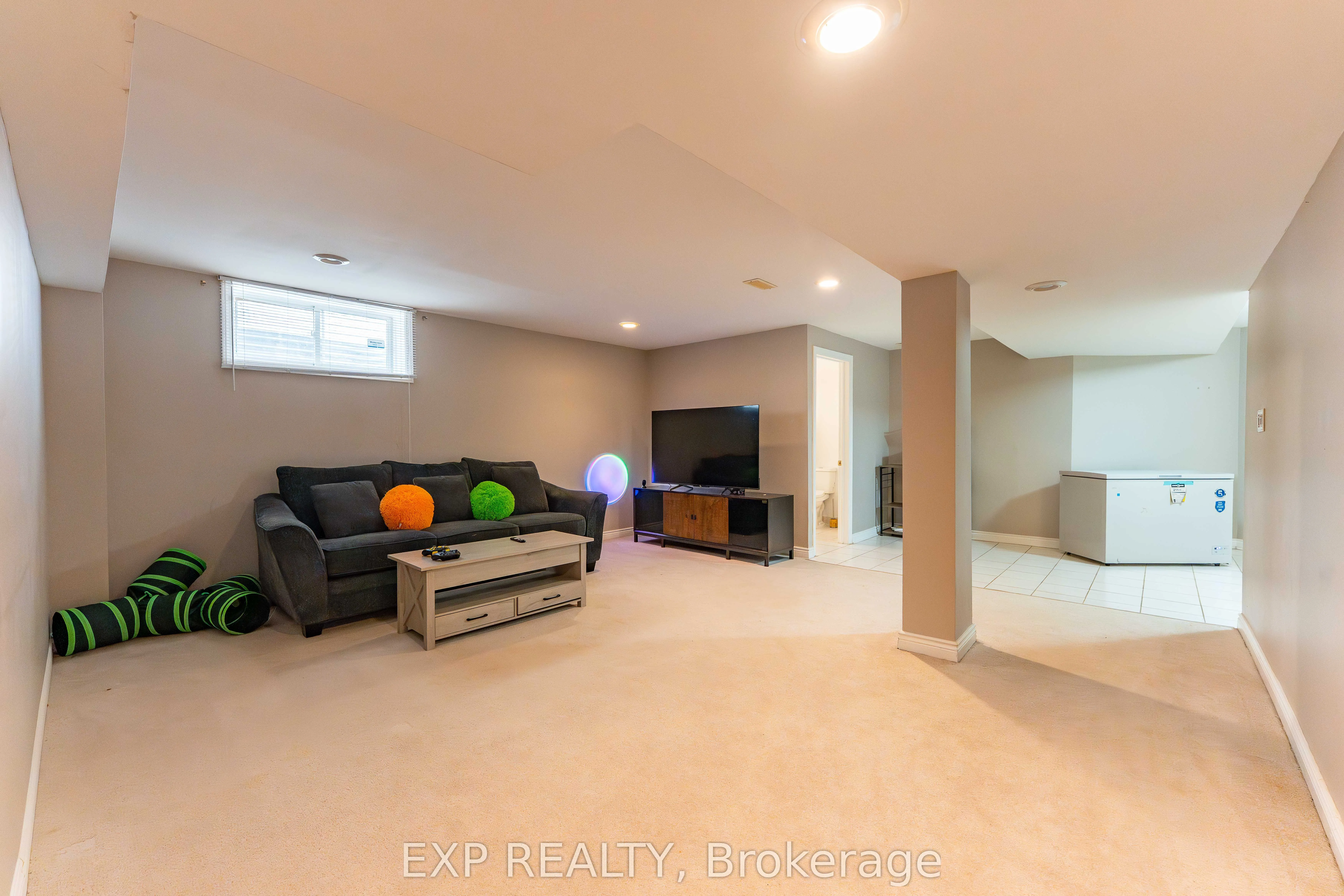 15 mayford Avenue