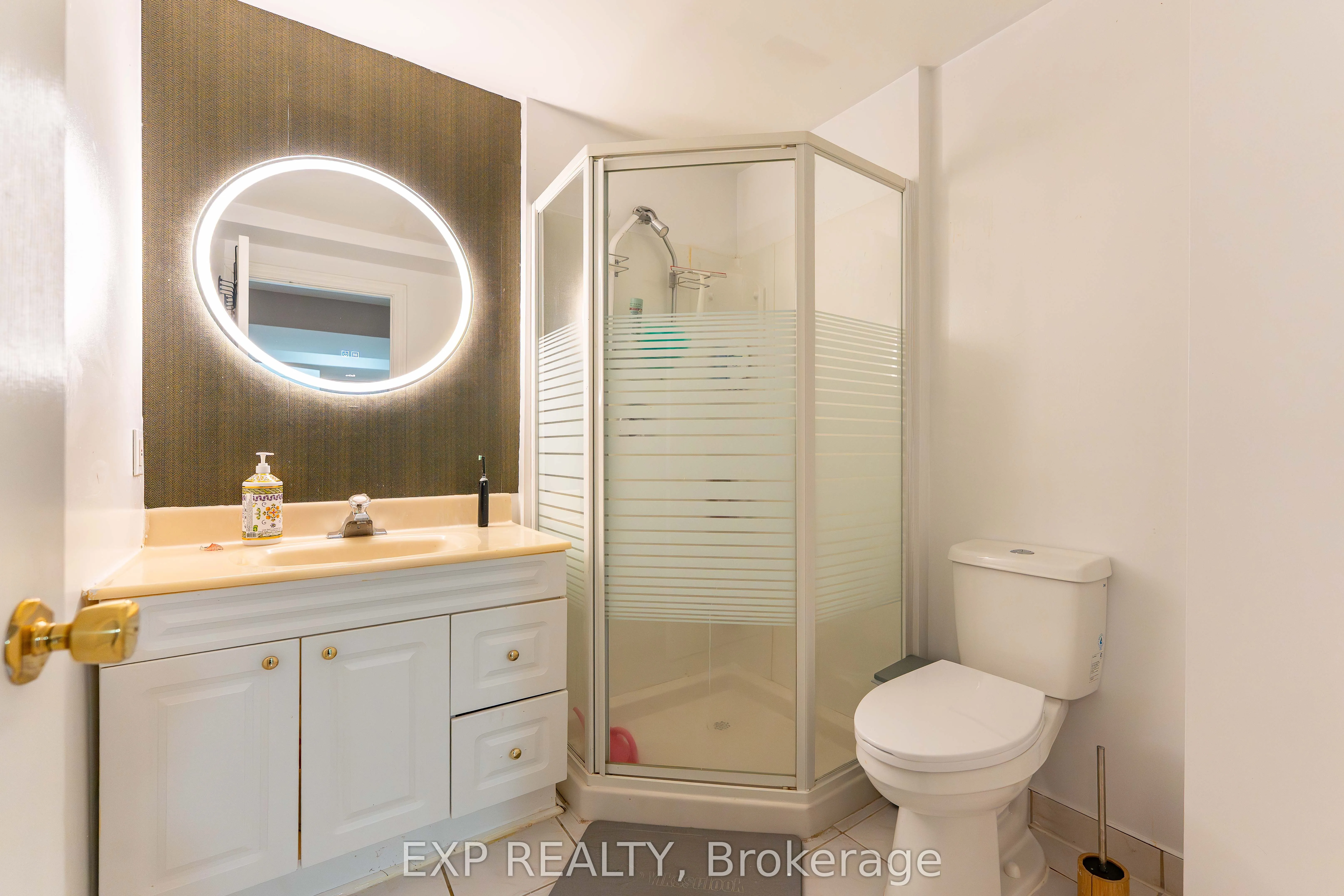 15 mayford Avenue