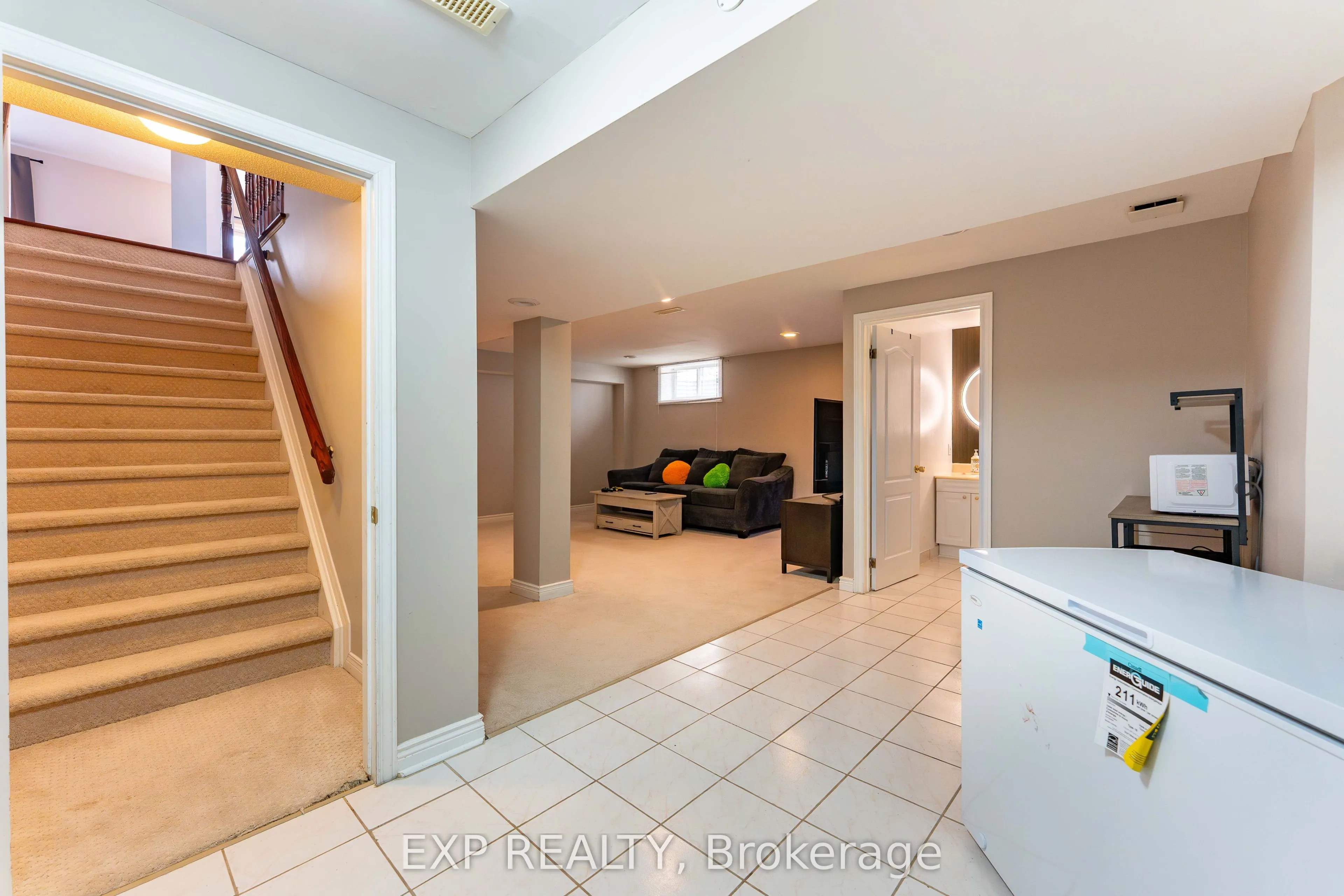 15 mayford Avenue