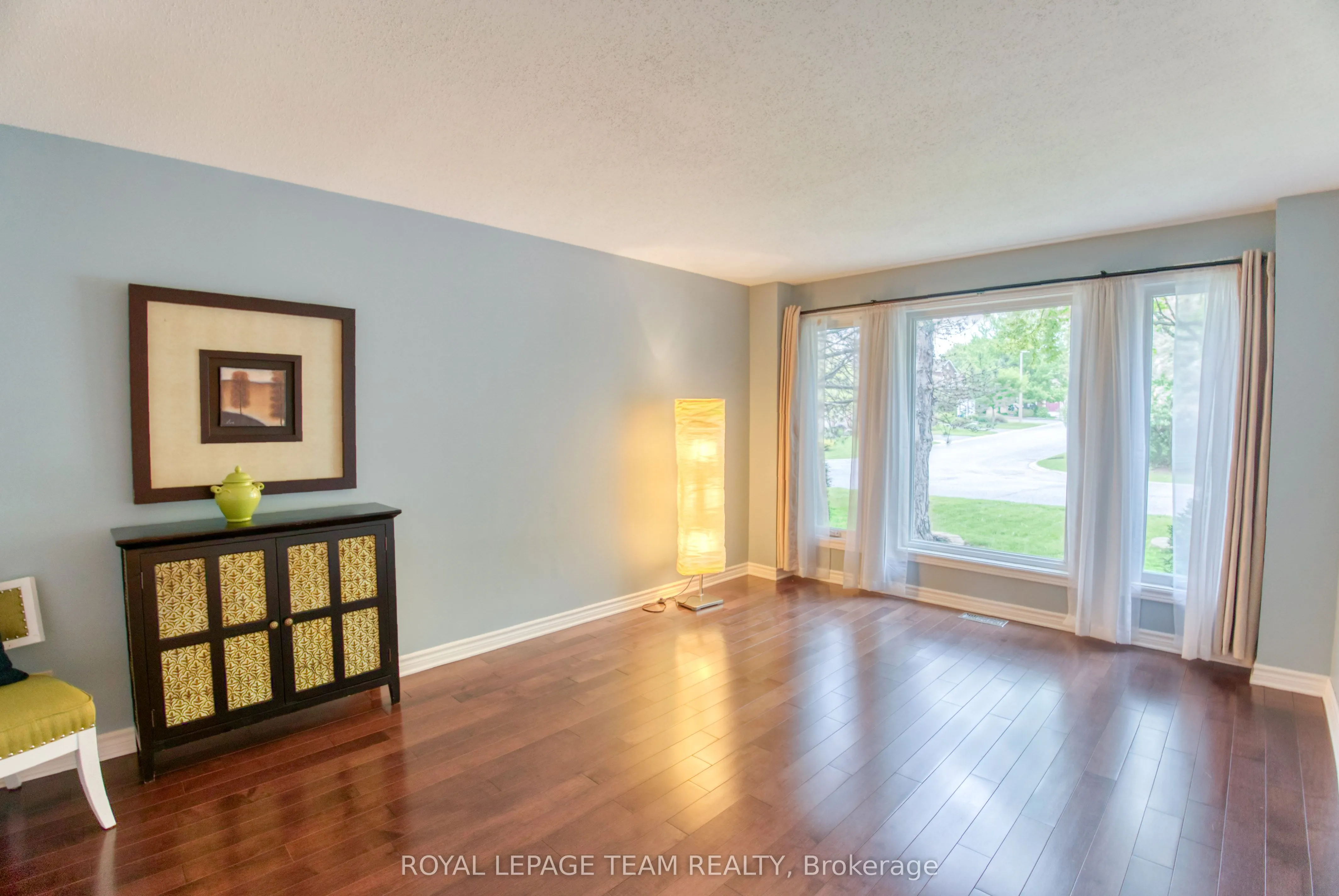 27 Sherk Crescent