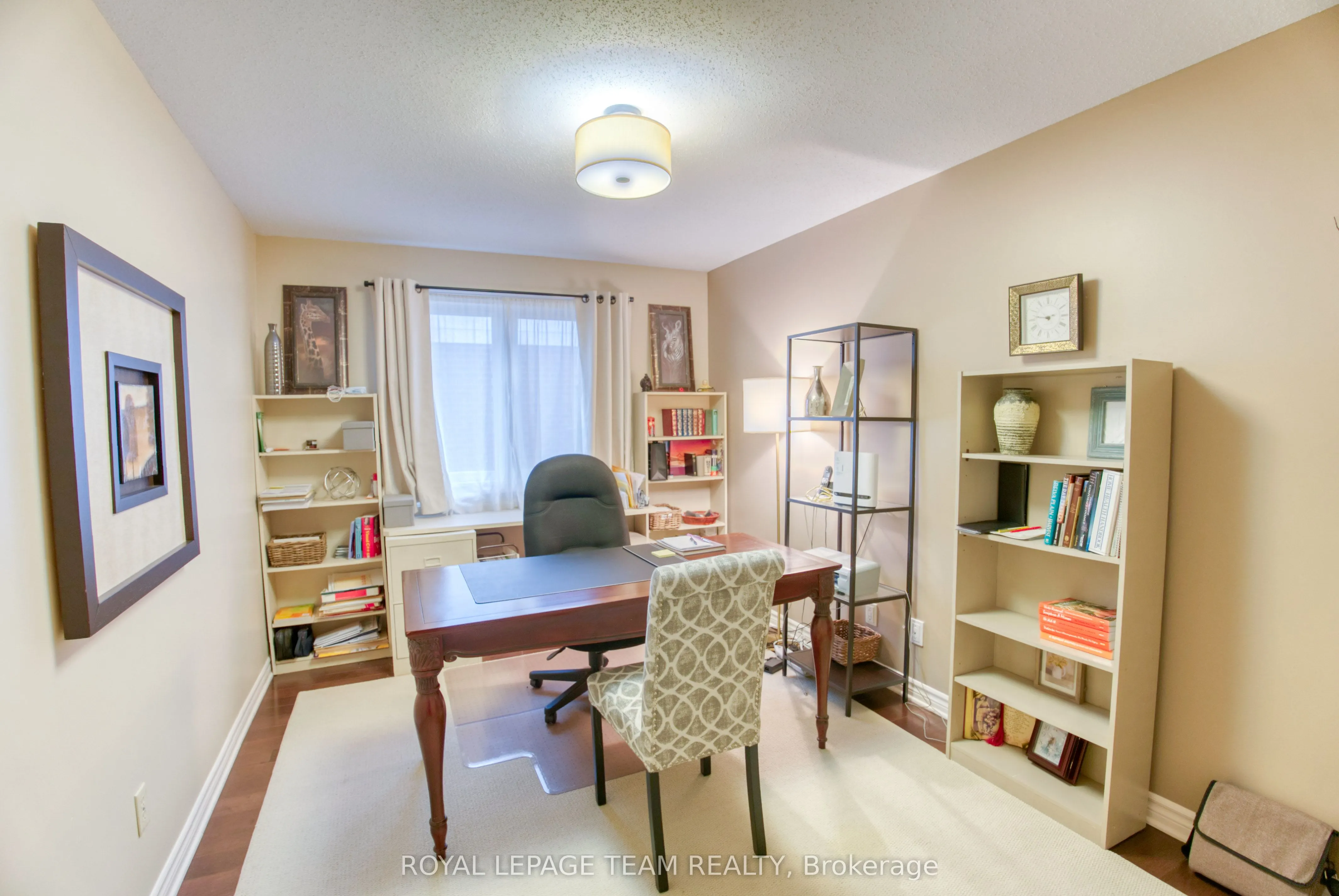27 Sherk Crescent
