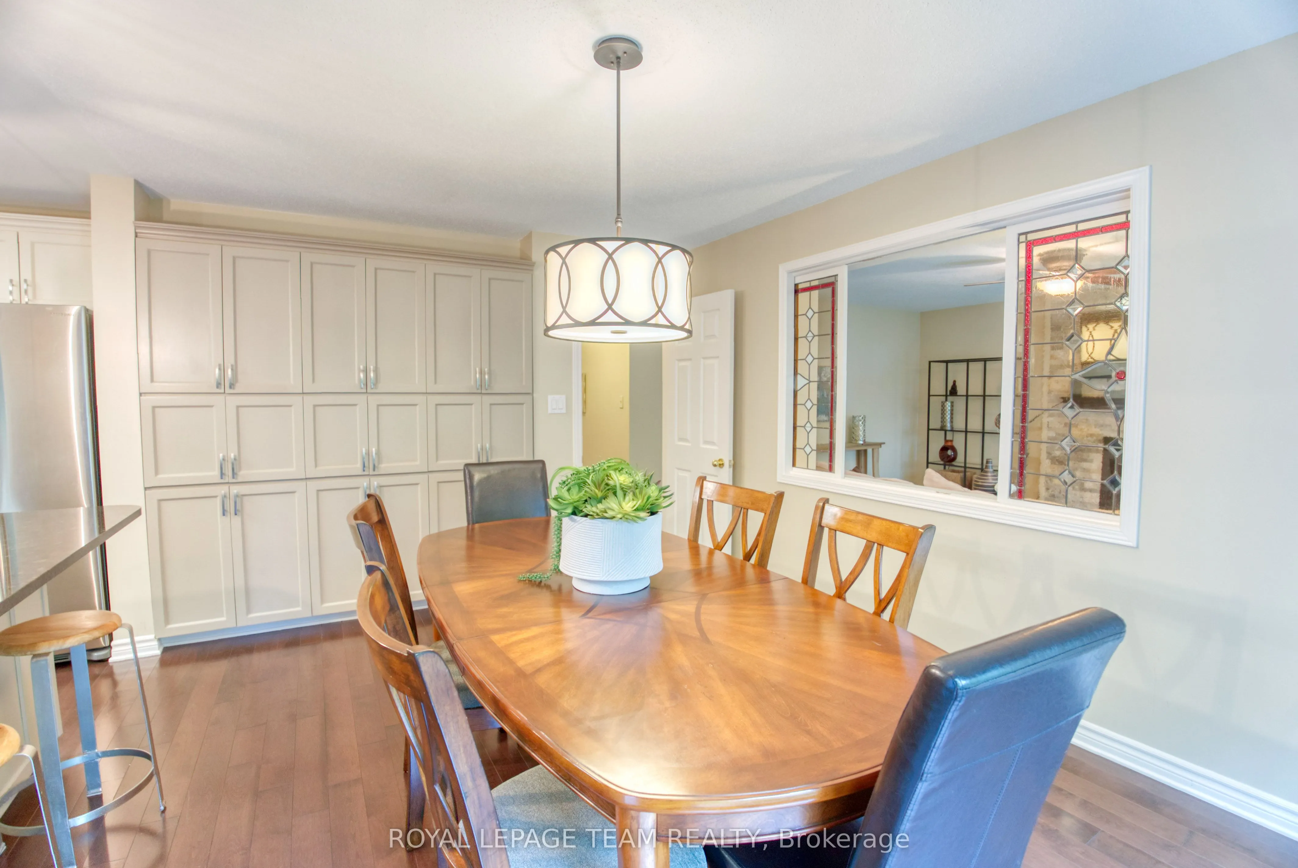 27 Sherk Crescent