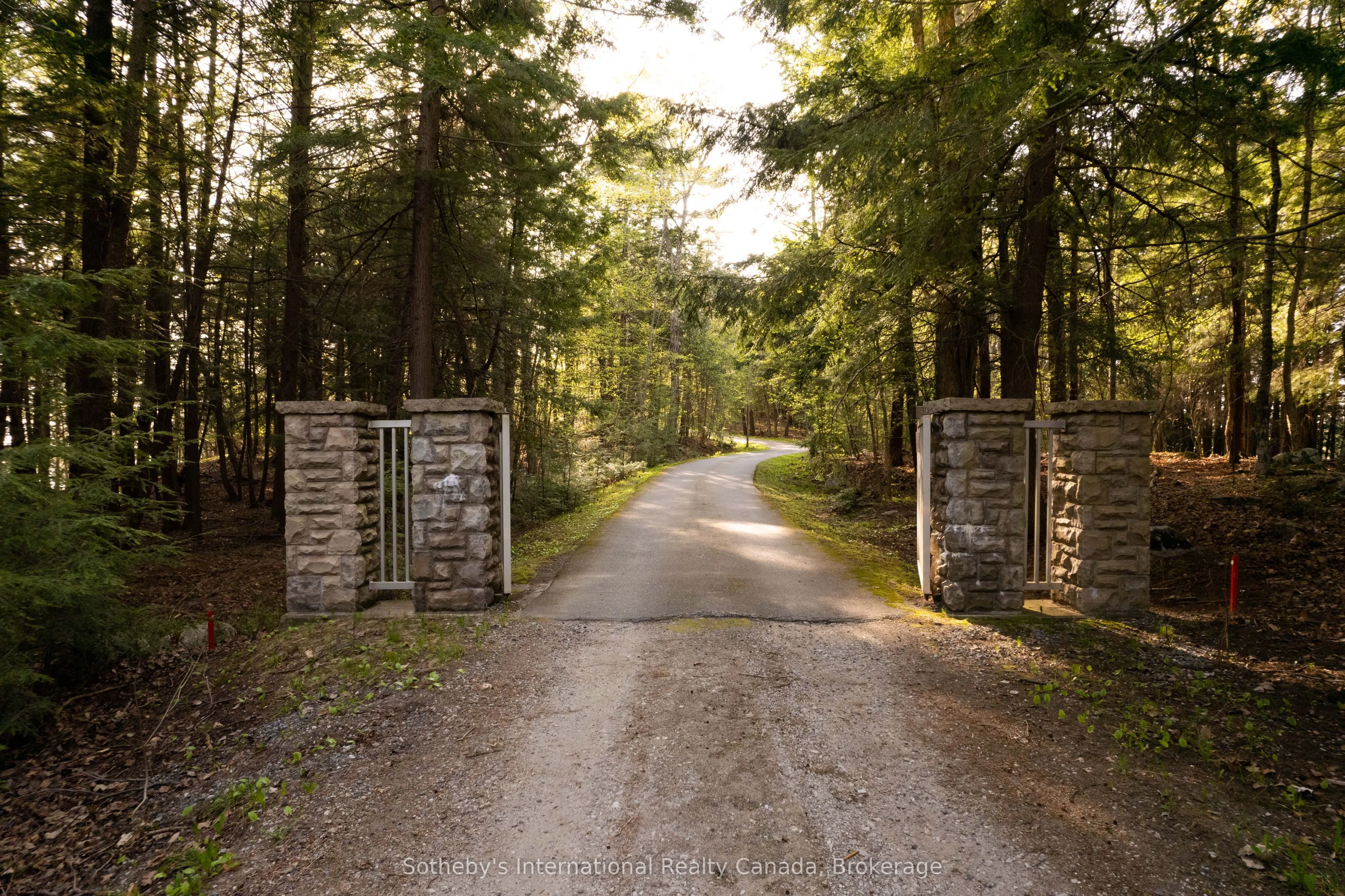 1250 WALDMERE Road