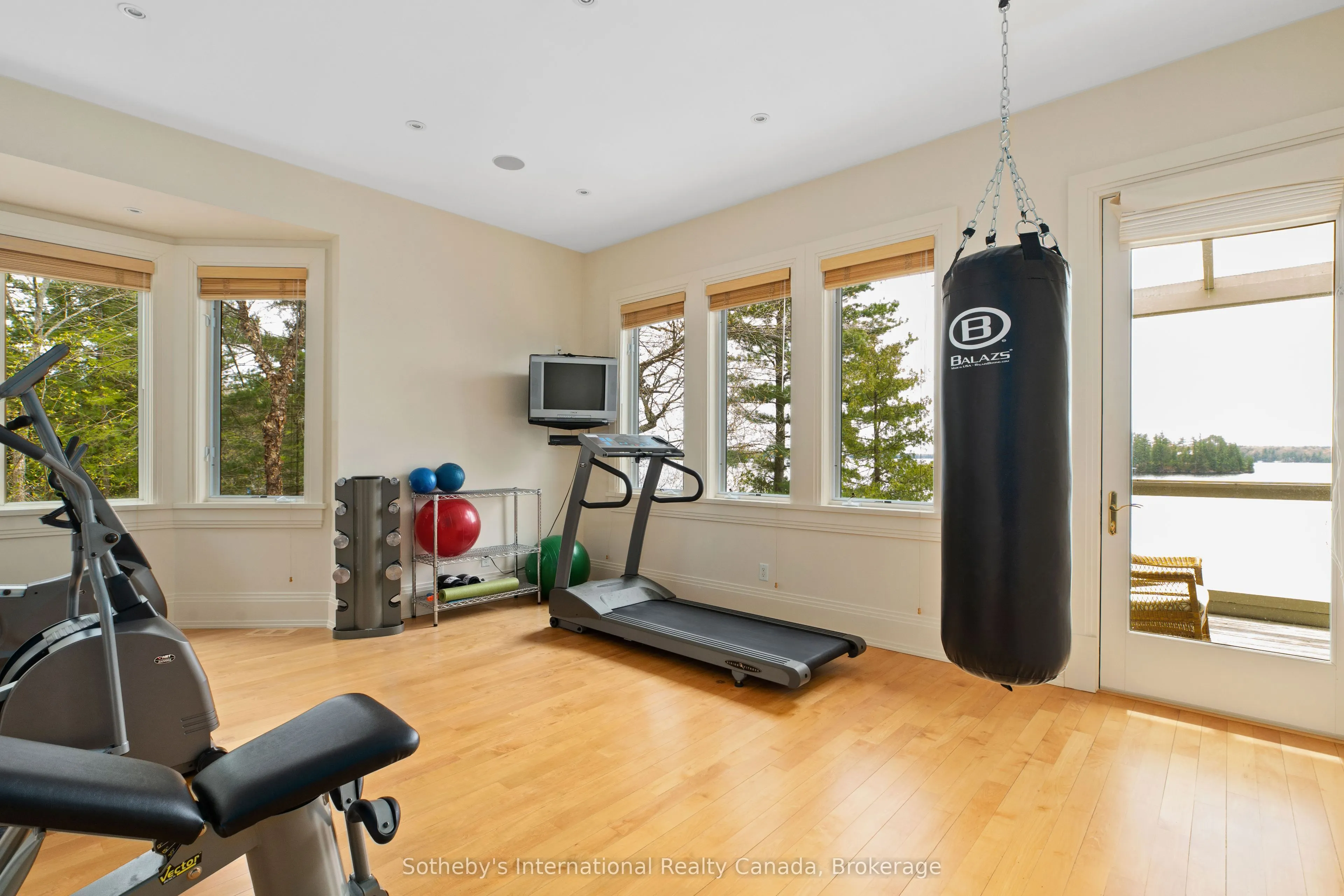 1250 WALDMERE Road