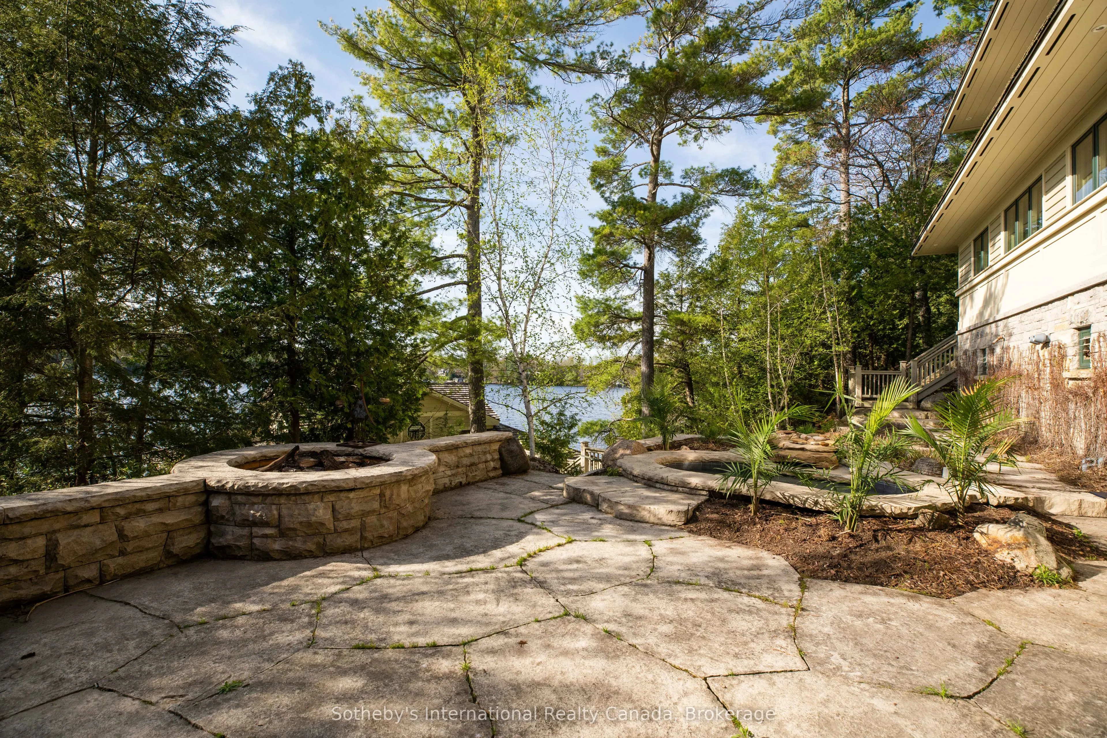 1250 WALDMERE Road