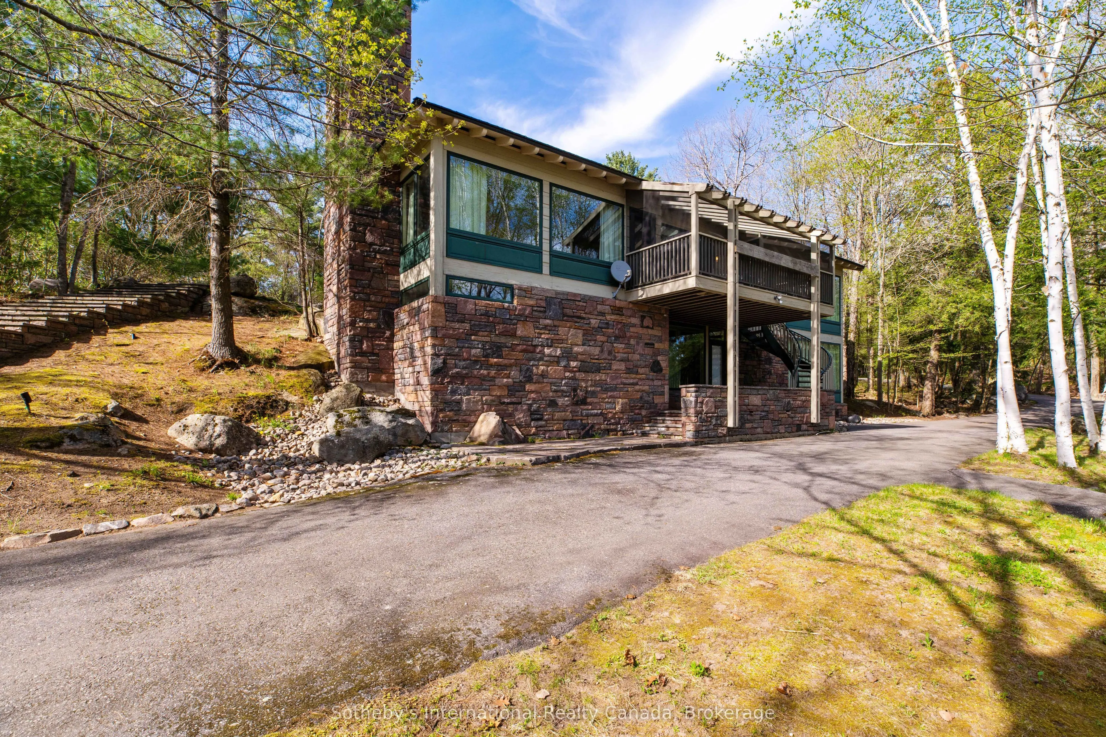 1250 Waldmere Road