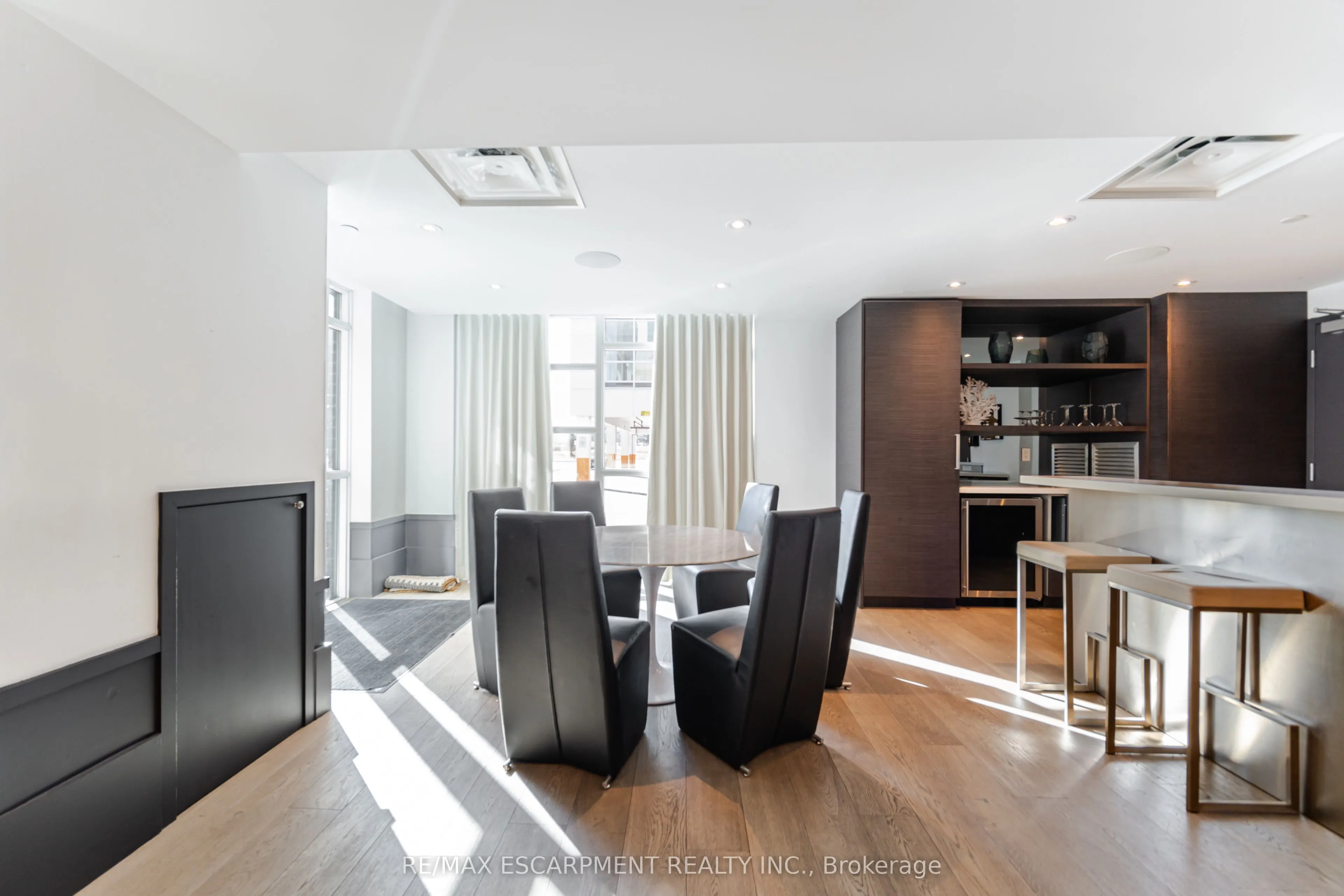 10 CONCORD Place, #308