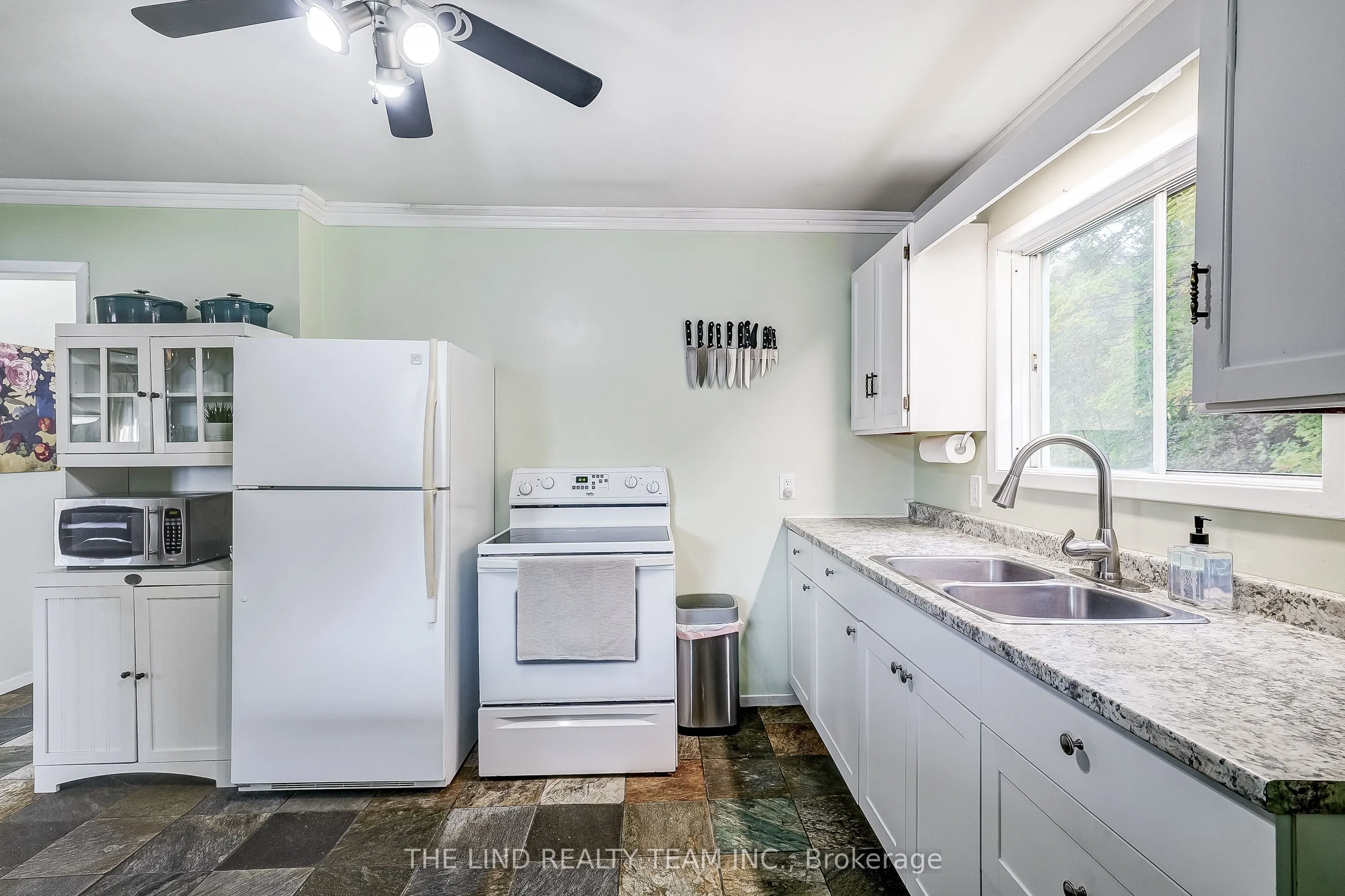 949 Raymond Road