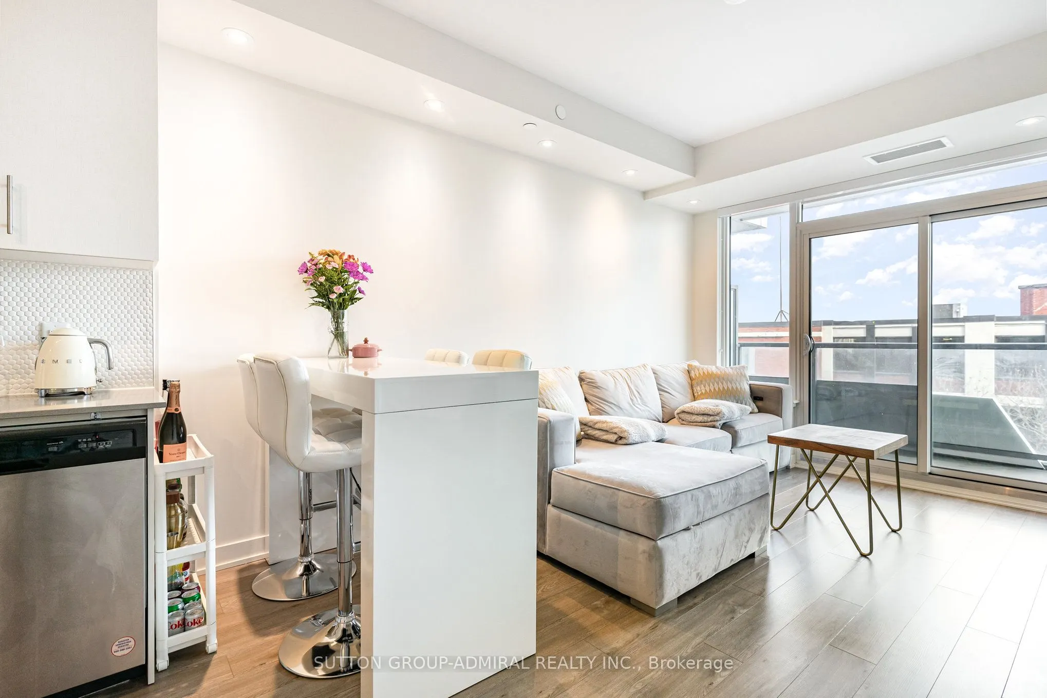212 King William Street, #618