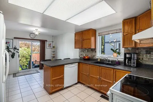 27 Briermoor Crescent