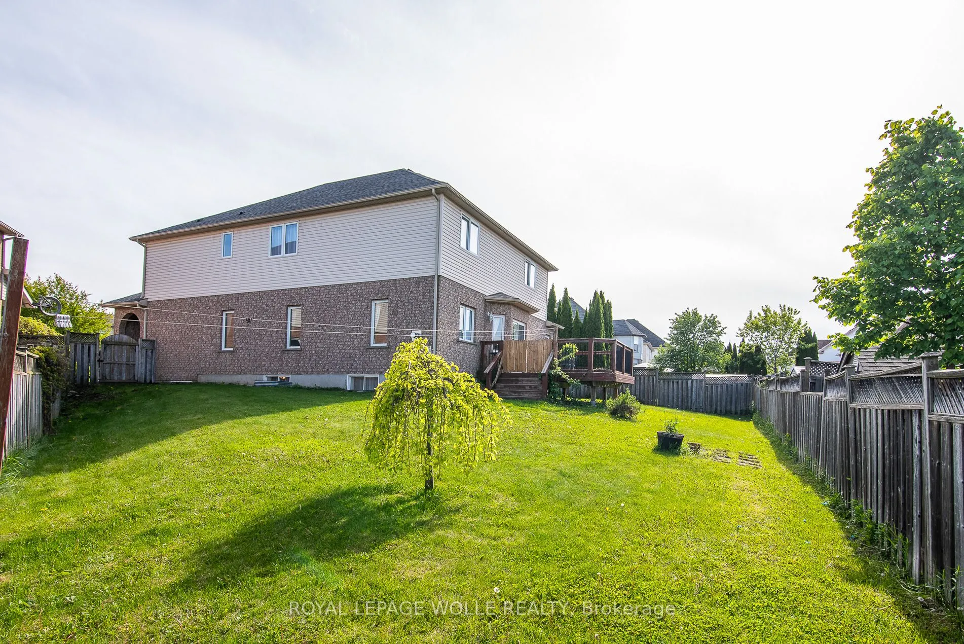 35 Yarrow Court
