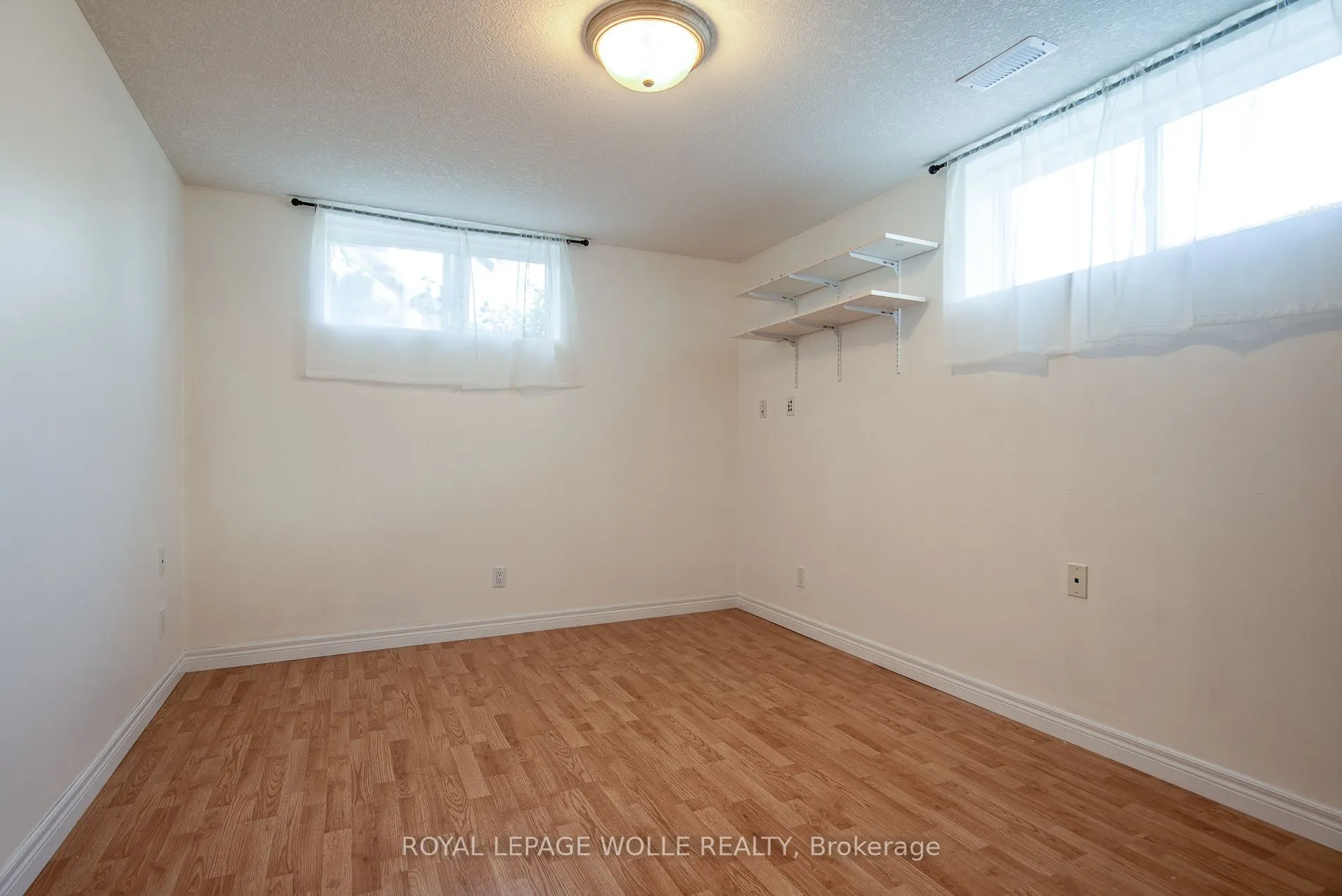 35 Yarrow Court