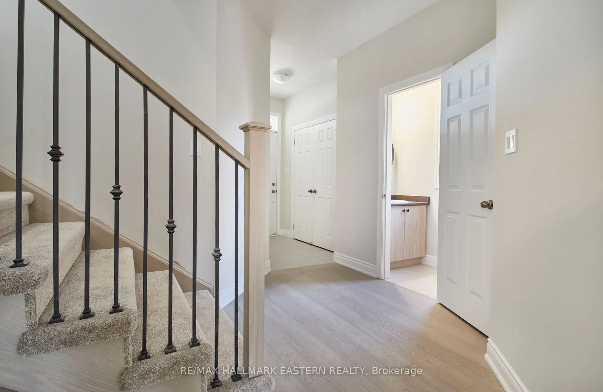 37 COLDBROOK Drive